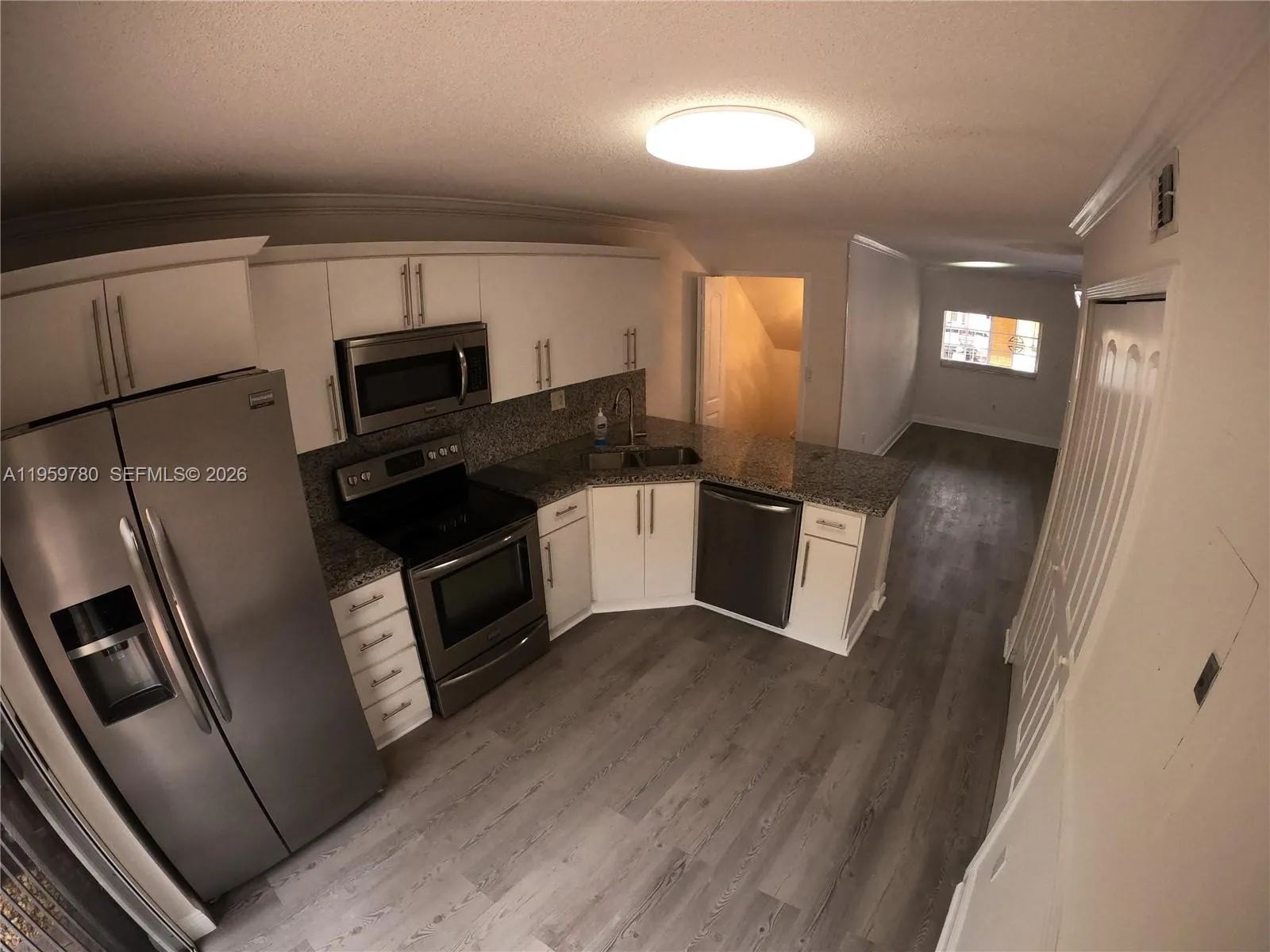 7908 W 34th Ln 102-35, Hialeah, Florida 33018, Hialeah, Florida 33018, 2 Bedrooms Bedrooms, ,2 BathroomsBathrooms,Residential Lease,For Rent,7908 W 34th Ln 102-35, Hialeah, Florida 33018,A11959780