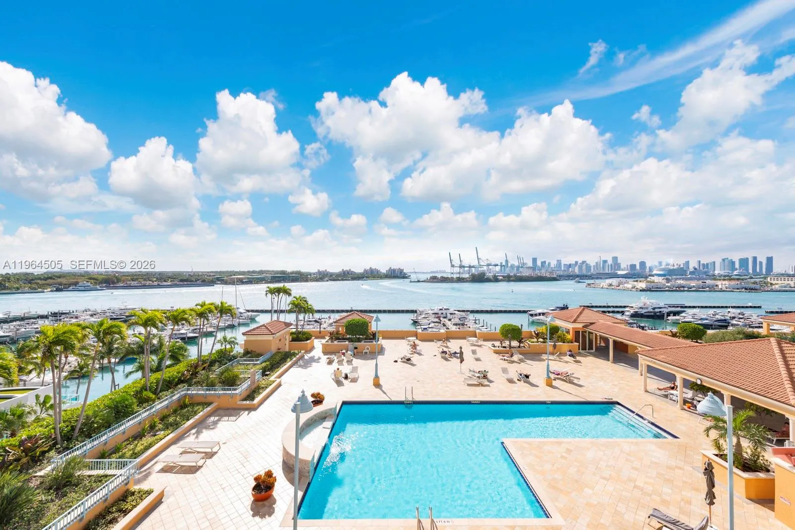 90 Alton Rd 902, Miami Beach, Florida 33139, Miami Beach, Florida 33139, 2 Bedrooms Bedrooms, ,2 BathroomsBathrooms,Residential,For Sale,90 Alton Rd 902, Miami Beach, Florida 33139,A11964505