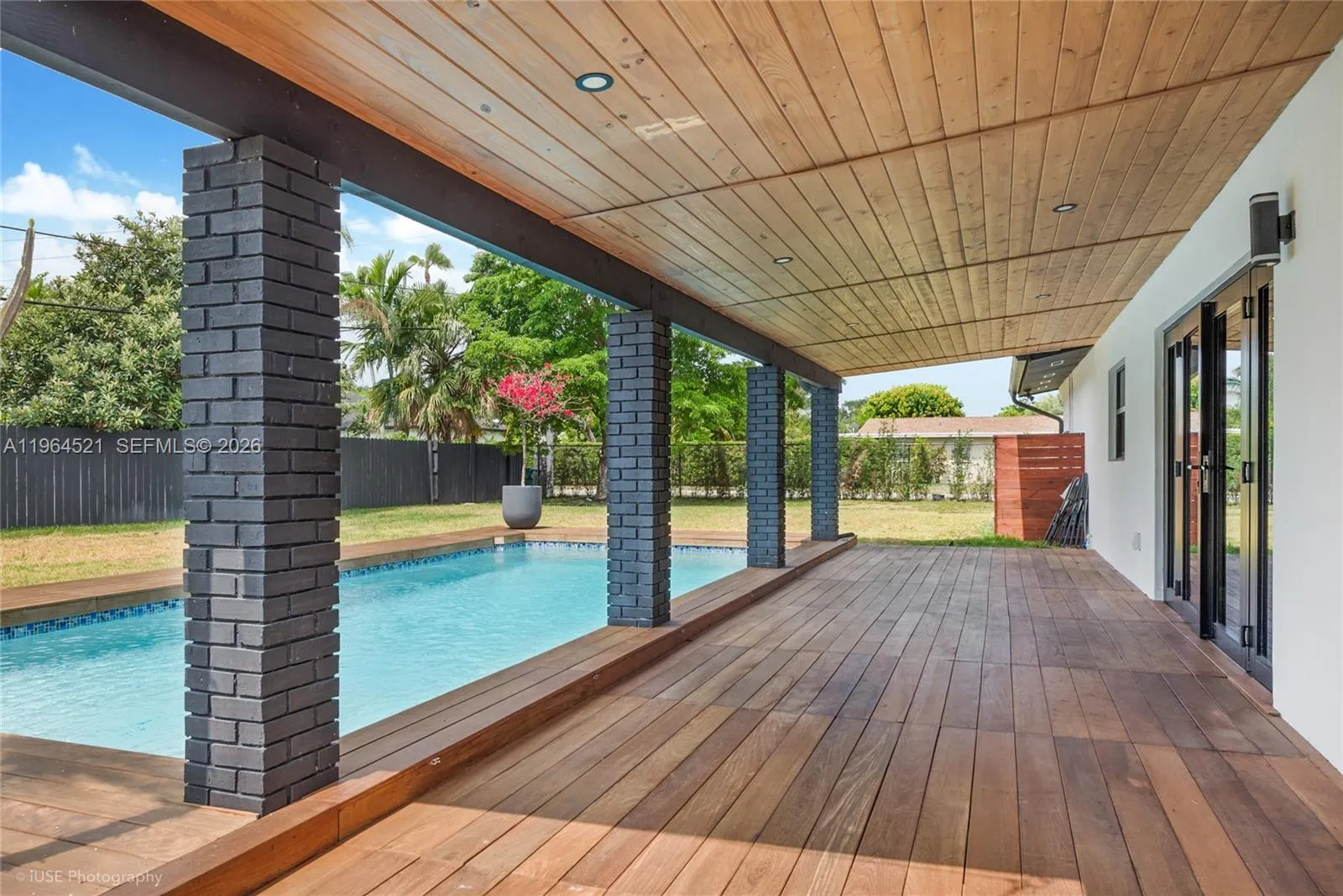 8270 Sw 130th St, Pinecrest, Florida 33156, Pinecrest, Florida 33156, 4 Bedrooms Bedrooms, ,3 BathroomsBathrooms,Residential Lease,For Rent,8270 Sw 130th St, Pinecrest, Florida 33156,A11964521