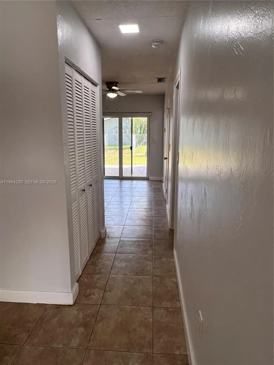 5782 Sw 61st St 5782, Miami, Florida 33143, Miami, Florida 33143, 2 Bedrooms Bedrooms, ,2 BathroomsBathrooms,Residential Lease,For Rent,5782 Sw 61st St 5782, Miami, Florida 33143,A11964239