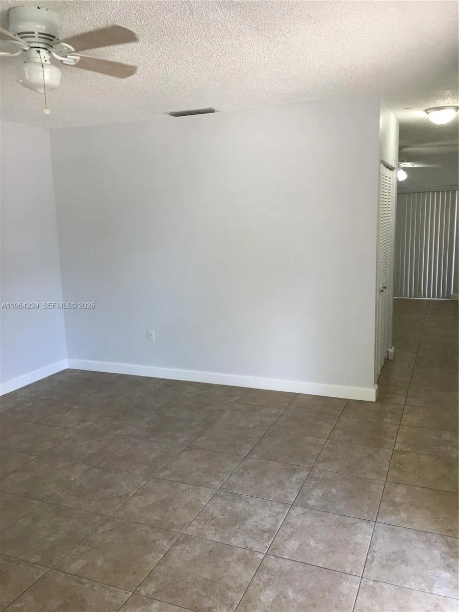 5782 Sw 61st St 5782, Miami, Florida 33143, Miami, Florida 33143, 2 Bedrooms Bedrooms, ,2 BathroomsBathrooms,Residential Lease,For Rent,5782 Sw 61st St 5782, Miami, Florida 33143,A11964239