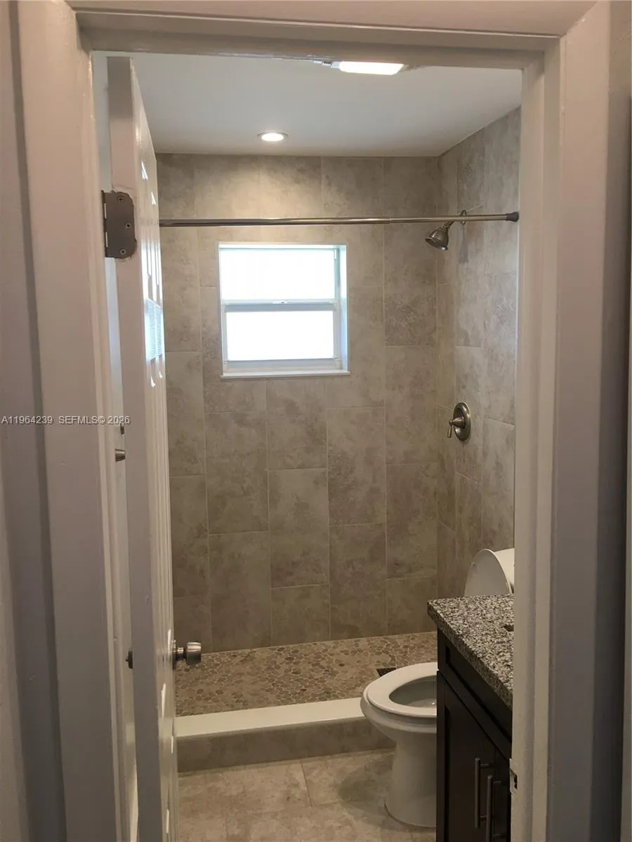 5782 Sw 61st St 5782, Miami, Florida 33143, Miami, Florida 33143, 2 Bedrooms Bedrooms, ,2 BathroomsBathrooms,Residential Lease,For Rent,5782 Sw 61st St 5782, Miami, Florida 33143,A11964239