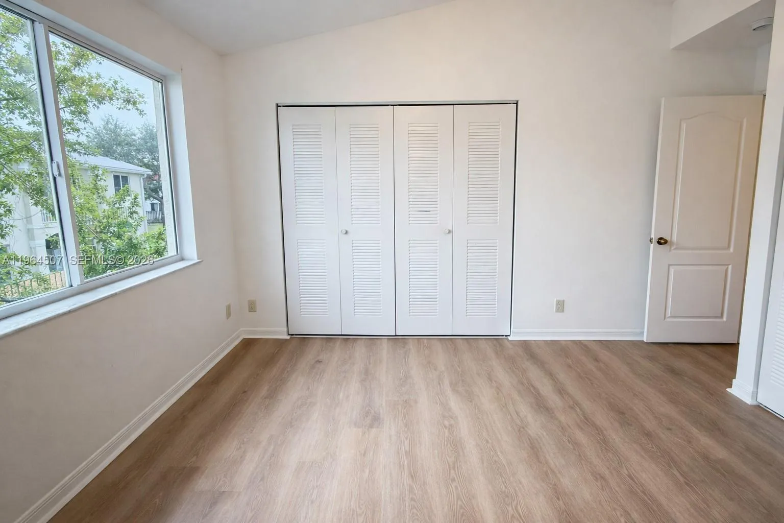 835 Ne 212th Ter 4, Miami, Florida 33179, Miami, Florida 33179, 2 Bedrooms Bedrooms, ,2 BathroomsBathrooms,Residential Lease,For Rent,835 Ne 212th Ter 4, Miami, Florida 33179,A11964507