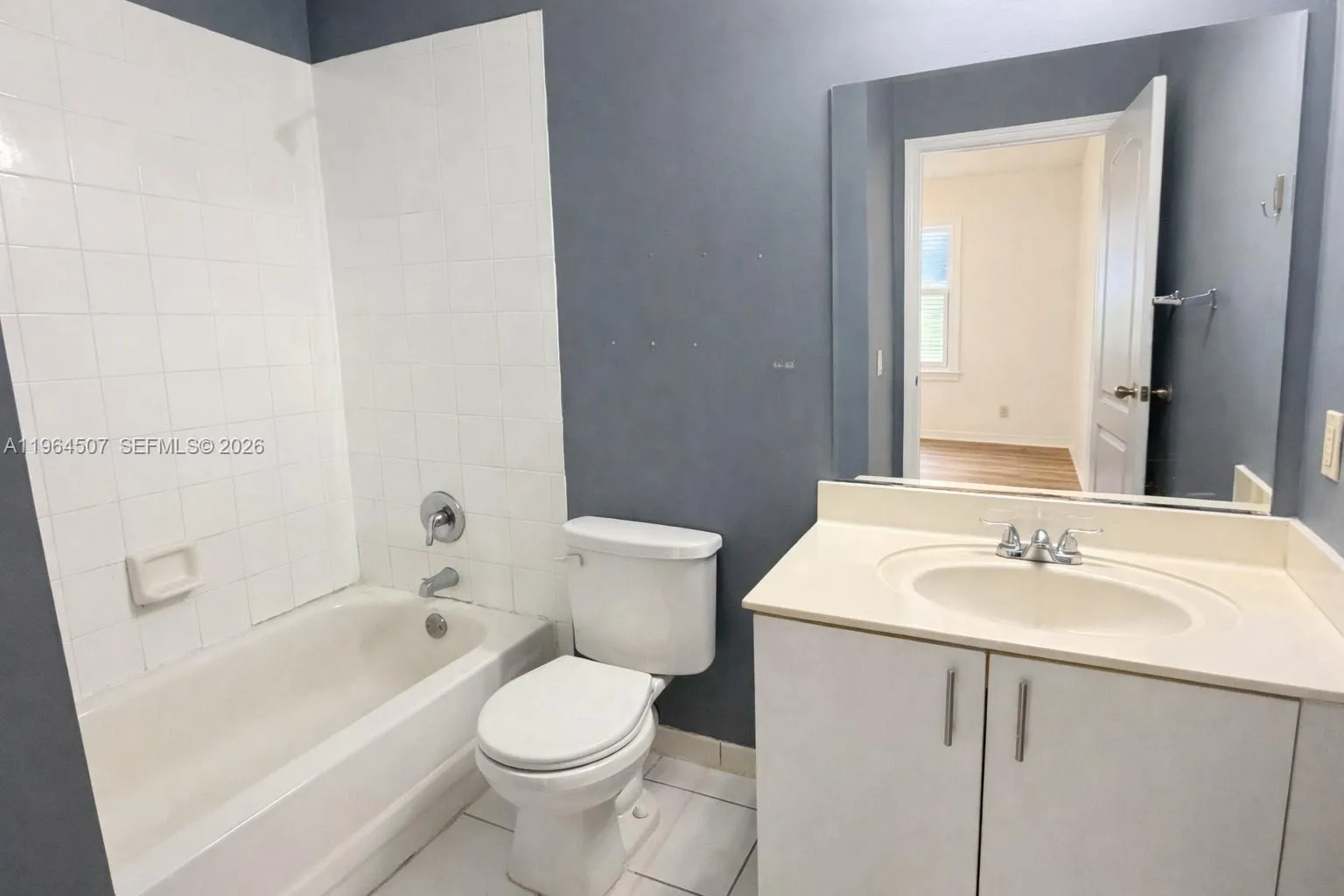835 Ne 212th Ter 4, Miami, Florida 33179, Miami, Florida 33179, 2 Bedrooms Bedrooms, ,2 BathroomsBathrooms,Residential Lease,For Rent,835 Ne 212th Ter 4, Miami, Florida 33179,A11964507