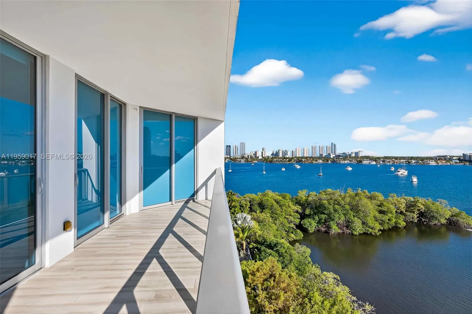 17111 Biscayne Blvd 706, North Miami Beach, Florid, North Miami Beach, Florida 33160, 3 Bedrooms Bedrooms, ,3 BathroomsBathrooms,Residential,For Sale,17111 Biscayne Blvd 706, North Miami Beach, Florid,A11959017