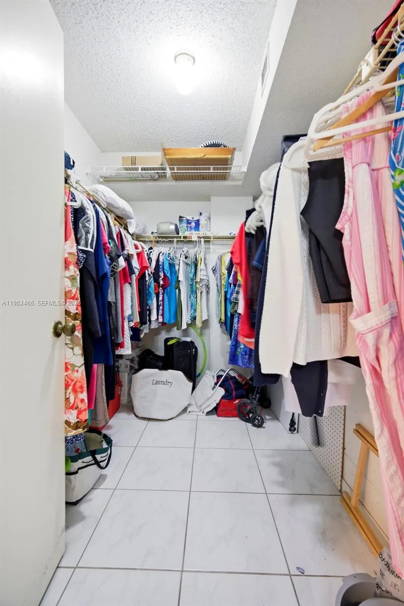 410 Nw 68th Ave 401, Plantation, Florida 33317, Plantation, Florida 33317, 2 Bedrooms Bedrooms, ,2 BathroomsBathrooms,Residential,For Sale,410 Nw 68th Ave 401, Plantation, Florida 33317,A11953465