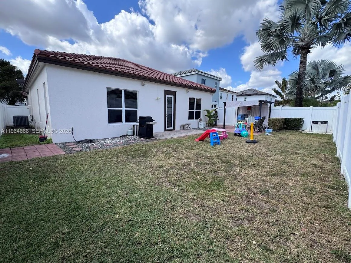 9165 Sw 170th Ave ., Miami, Florida 33196, Miami, Florida 33196, 3 Bedrooms Bedrooms, ,2 BathroomsBathrooms,Residential Lease,For Rent,9165 Sw 170th Ave ., Miami, Florida 33196,A11964666