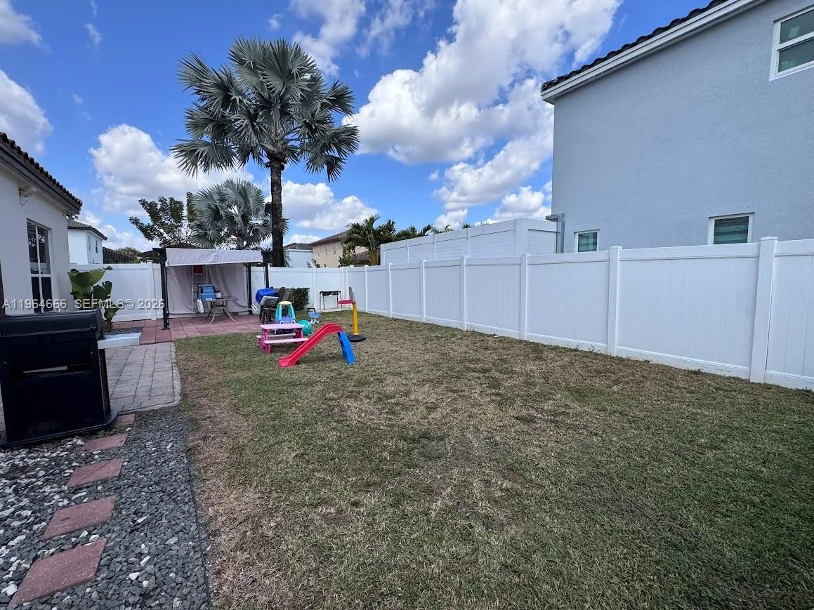 9165 Sw 170th Ave ., Miami, Florida 33196, Miami, Florida 33196, 3 Bedrooms Bedrooms, ,2 BathroomsBathrooms,Residential Lease,For Rent,9165 Sw 170th Ave ., Miami, Florida 33196,A11964666