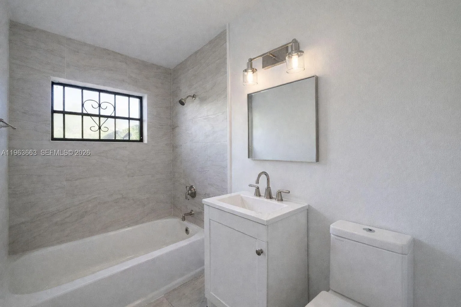 4001 Nw 15th Ave 4001, Miami, Florida 33142, Miami, Florida 33142, 2 Bedrooms Bedrooms, ,1 BathroomBathrooms,Residential Lease,For Rent,4001 Nw 15th Ave 4001, Miami, Florida 33142,A11963663