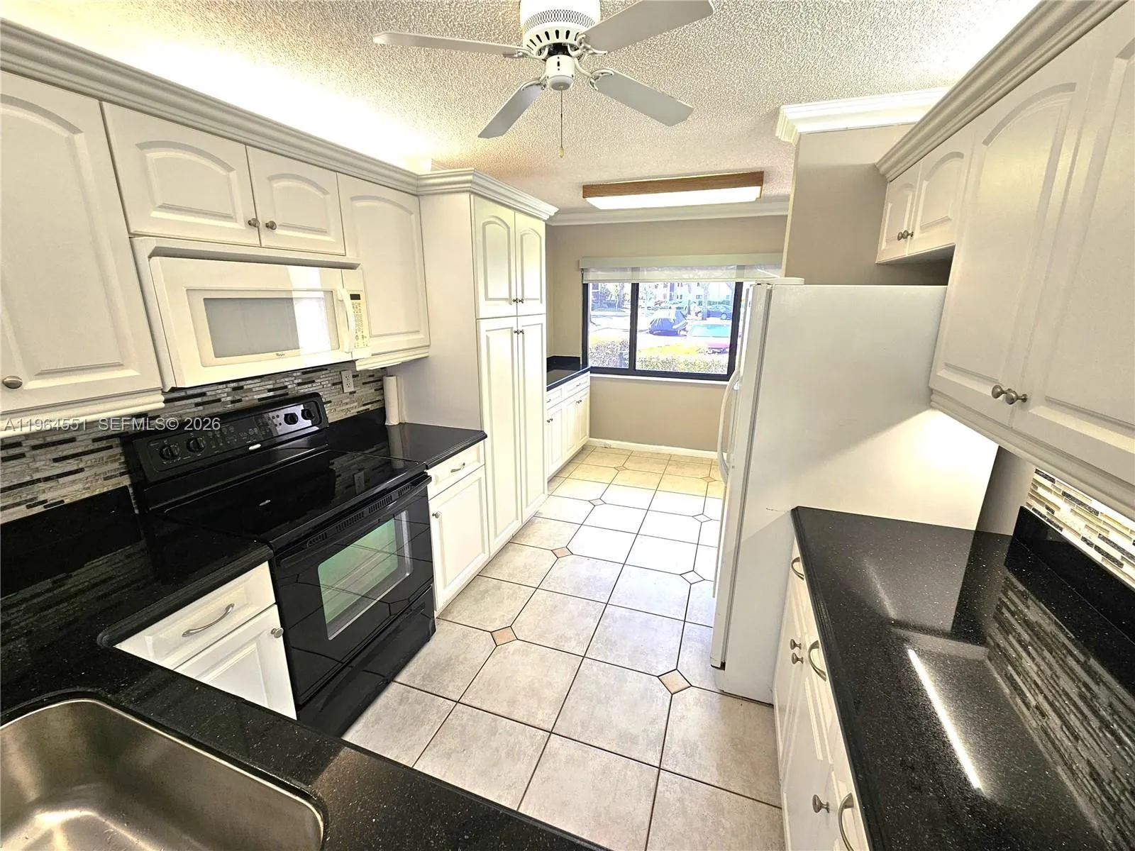 10722 W Clairmont Cir 102, Tamarac, Florida 33321, Tamarac, Florida 33321, 2 Bedrooms Bedrooms, ,2 BathroomsBathrooms,Residential,For Sale,10722 W Clairmont Cir 102, Tamarac, Florida 33321,A11964551