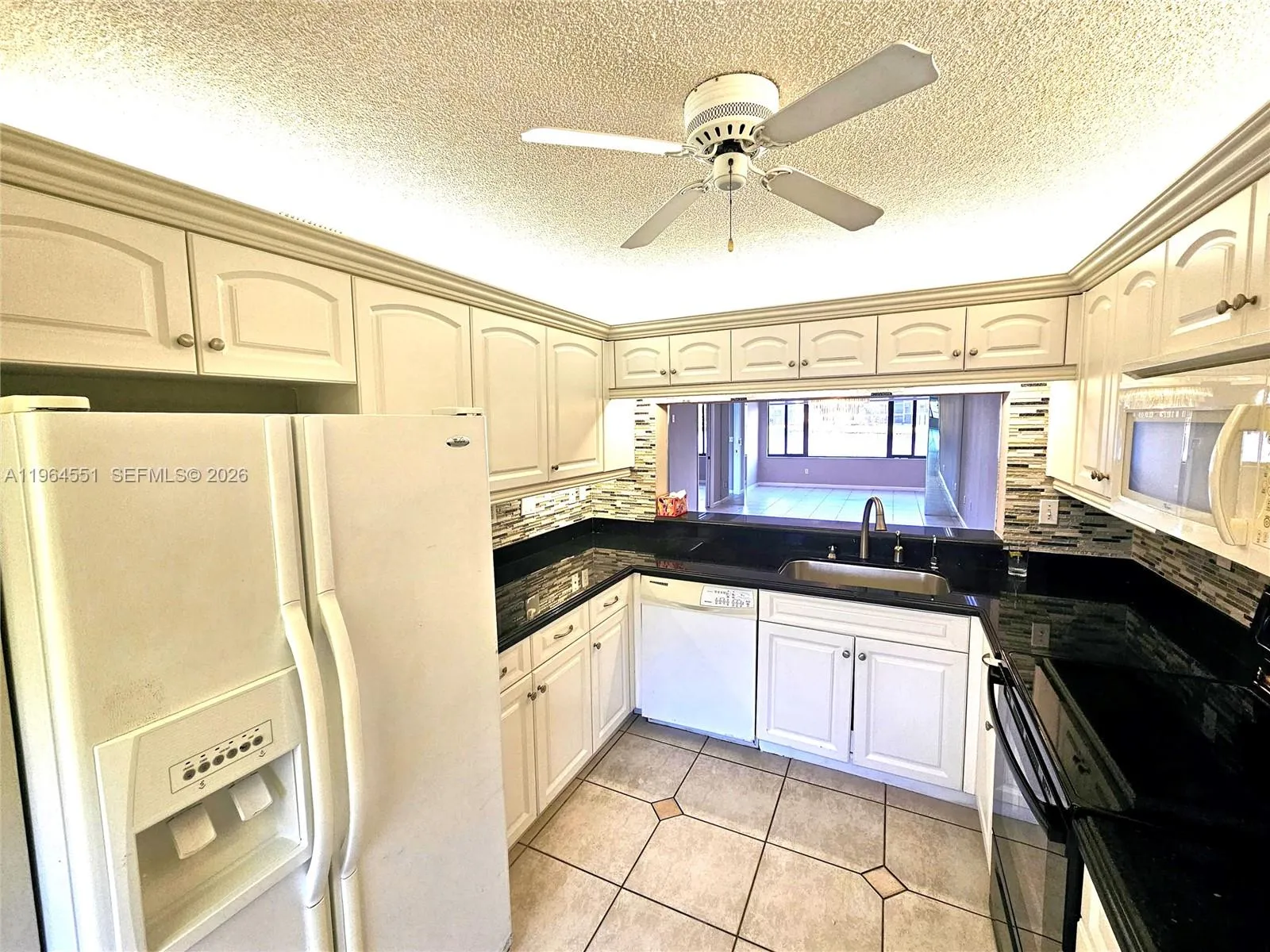 10722 W Clairmont Cir 102, Tamarac, Florida 33321, Tamarac, Florida 33321, 2 Bedrooms Bedrooms, ,2 BathroomsBathrooms,Residential,For Sale,10722 W Clairmont Cir 102, Tamarac, Florida 33321,A11964551