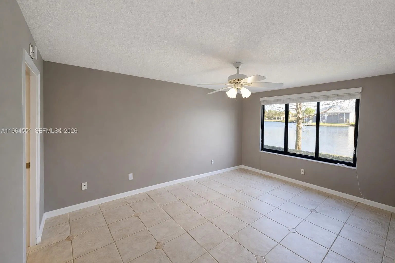 10722 W Clairmont Cir 102, Tamarac, Florida 33321, Tamarac, Florida 33321, 2 Bedrooms Bedrooms, ,2 BathroomsBathrooms,Residential,For Sale,10722 W Clairmont Cir 102, Tamarac, Florida 33321,A11964551