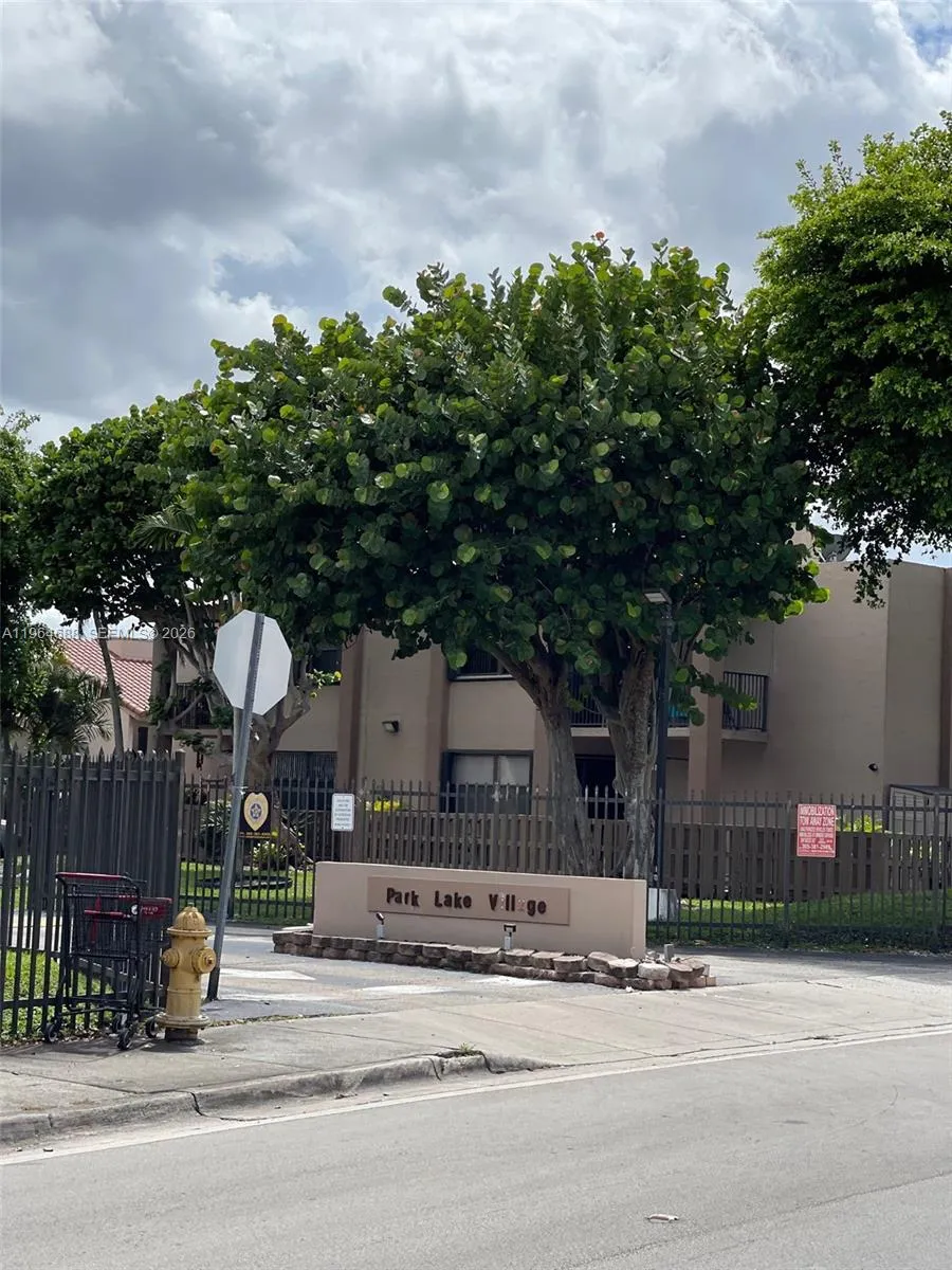 200 W Park Dr 207-1, Miami, Florida 33172, Miami, Florida 33172, 2 Bedrooms Bedrooms, ,2 BathroomsBathrooms,Residential Lease,For Rent,200 W Park Dr 207-1, Miami, Florida 33172,A11964688 200 W Park Dr 207-1, Miami, Florida 33172, Miami, Florida 33172, 2 Bedrooms Bedrooms, ,2 BathroomsBathrooms,Residential Lease,For Rent,200 W Park Dr 207-1, Miami, Florida 33172,A11964688