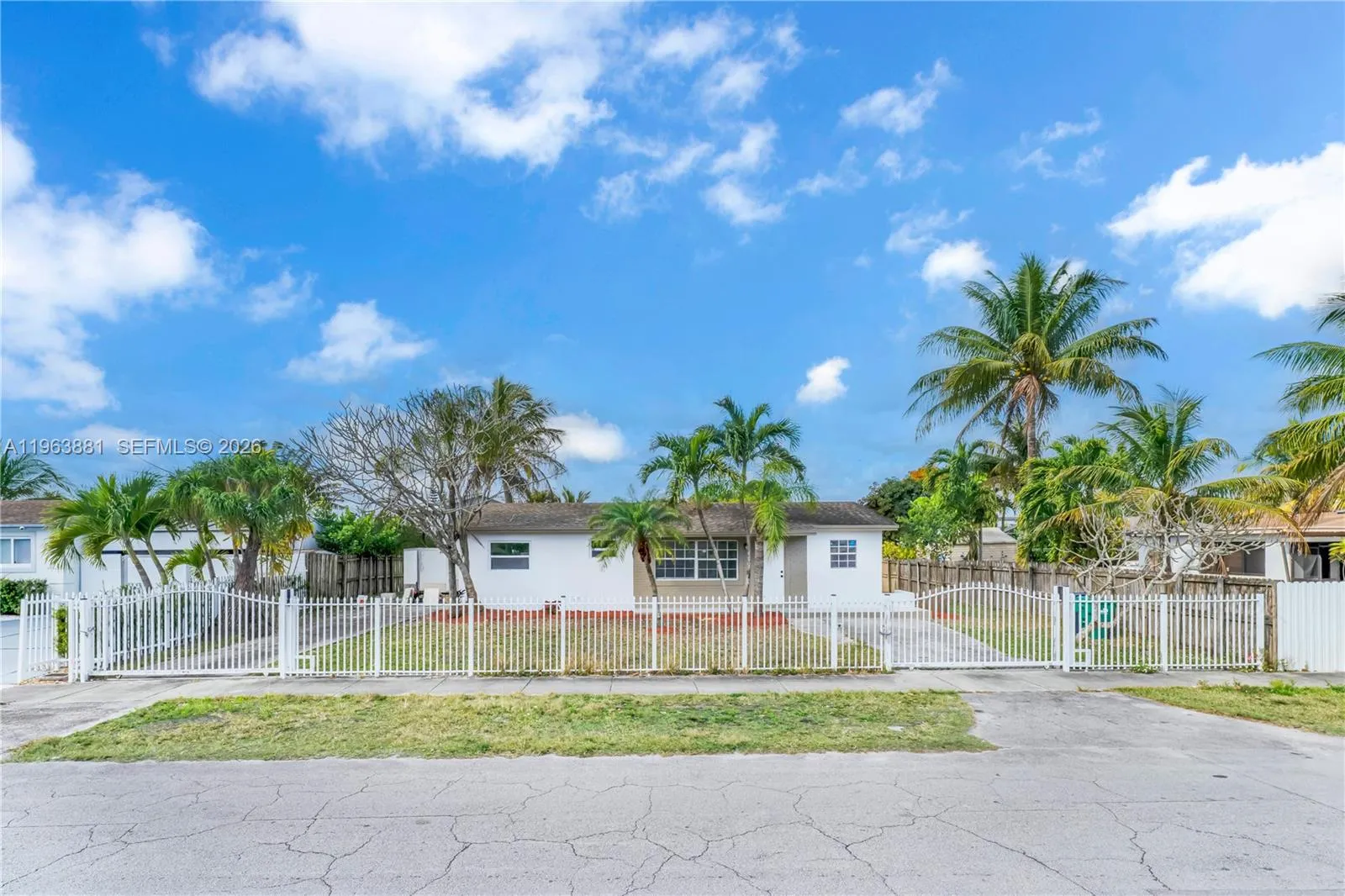 29822 Sw 149th Ave, Homestead, Florida 33033, Homestead, Florida 33033, 4 Bedrooms Bedrooms, ,2 BathroomsBathrooms,Residential,For Sale,29822 Sw 149th Ave, Homestead, Florida 33033,A11963881