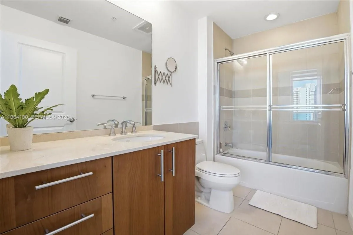 1945 S Ocean Dr 709, Hallandale Beach, Florida 330, Hallandale Beach, Florida 33009, 2 Bedrooms Bedrooms, ,2 BathroomsBathrooms,Residential,For Sale,1945 S Ocean Dr 709, Hallandale Beach, Florida 330,A11964130