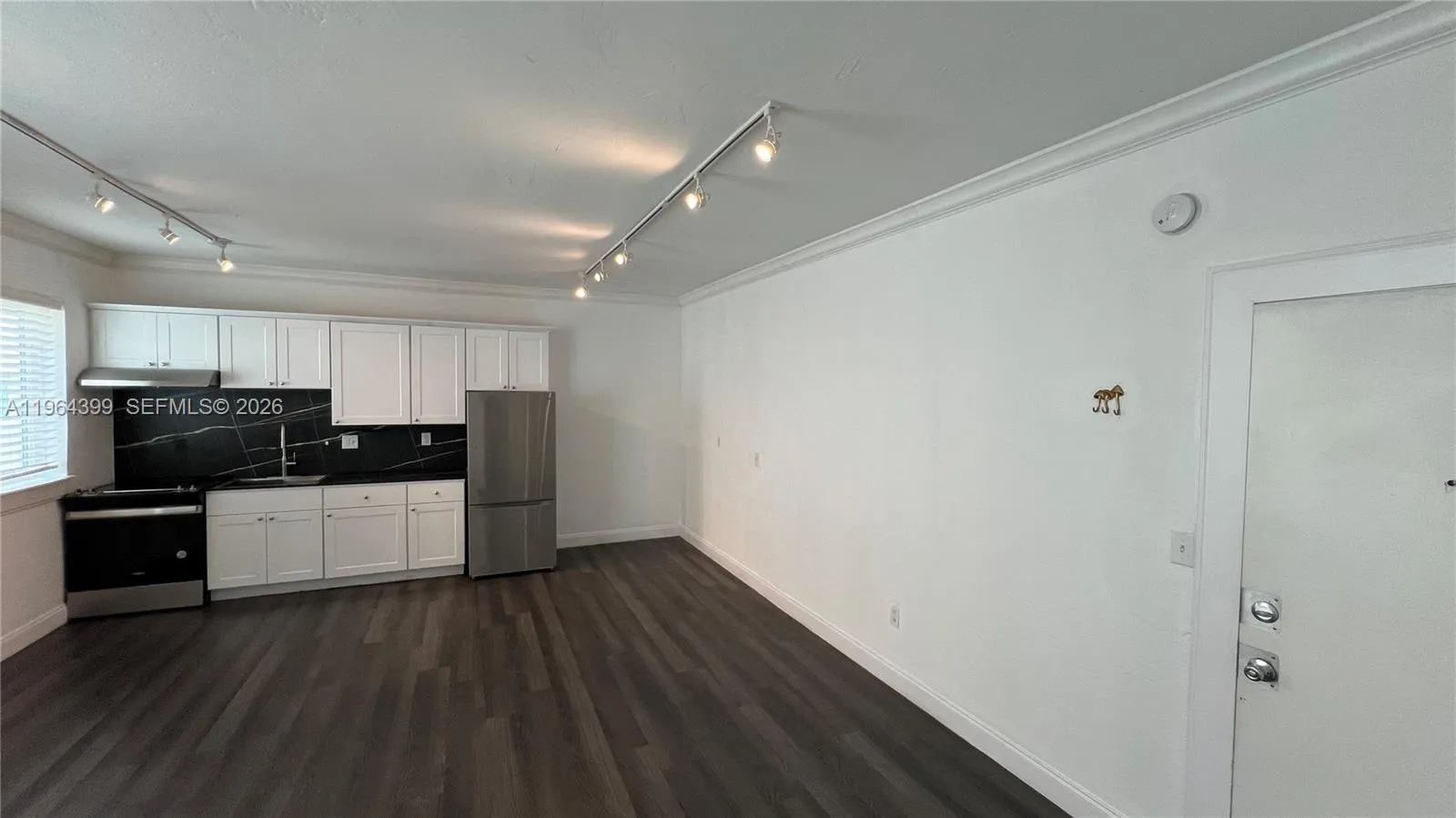 1115 Euclid Ave 3, Miami Beach, Florida 33139, Miami Beach, Florida 33139, 1 Bedroom Bedrooms, ,1 BathroomBathrooms,Residential Lease,For Rent,1115 Euclid Ave 3, Miami Beach, Florida 33139,A11964399