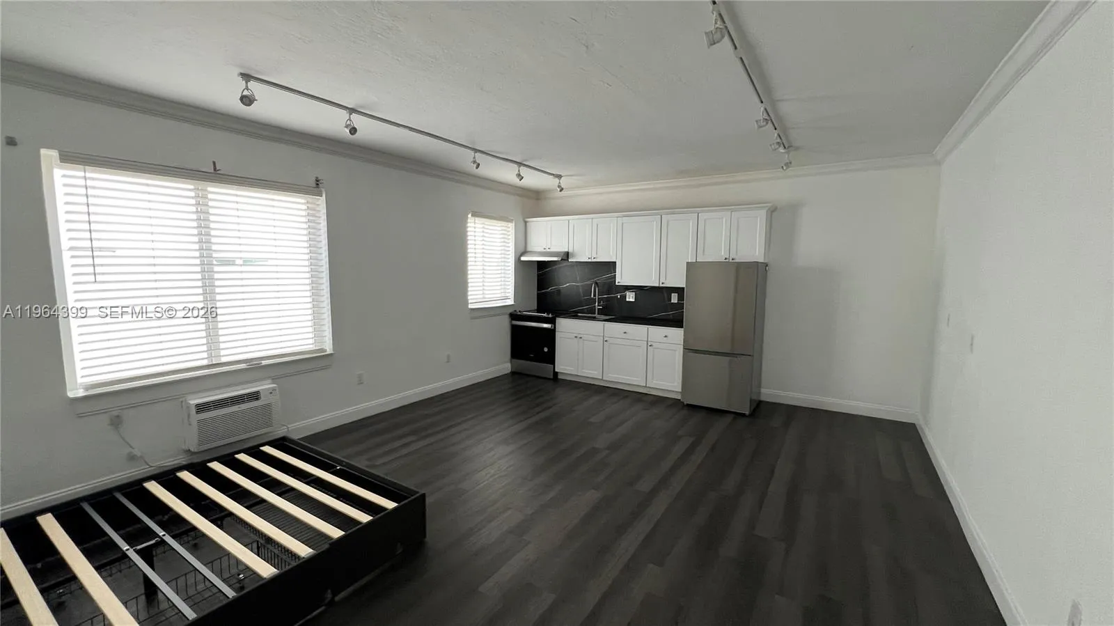 1115 Euclid Ave 3, Miami Beach, Florida 33139, Miami Beach, Florida 33139, 1 Bedroom Bedrooms, ,1 BathroomBathrooms,Residential Lease,For Rent,1115 Euclid Ave 3, Miami Beach, Florida 33139,A11964399