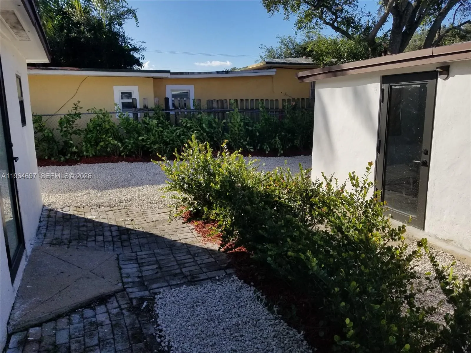 1756 Nw 94th St Back, Miami, Florida 33147, Miami, Florida 33147, 1 Bedroom Bedrooms, ,1 BathroomBathrooms,Residential Lease,For Rent,1756 Nw 94th St Back, Miami, Florida 33147,A11964697