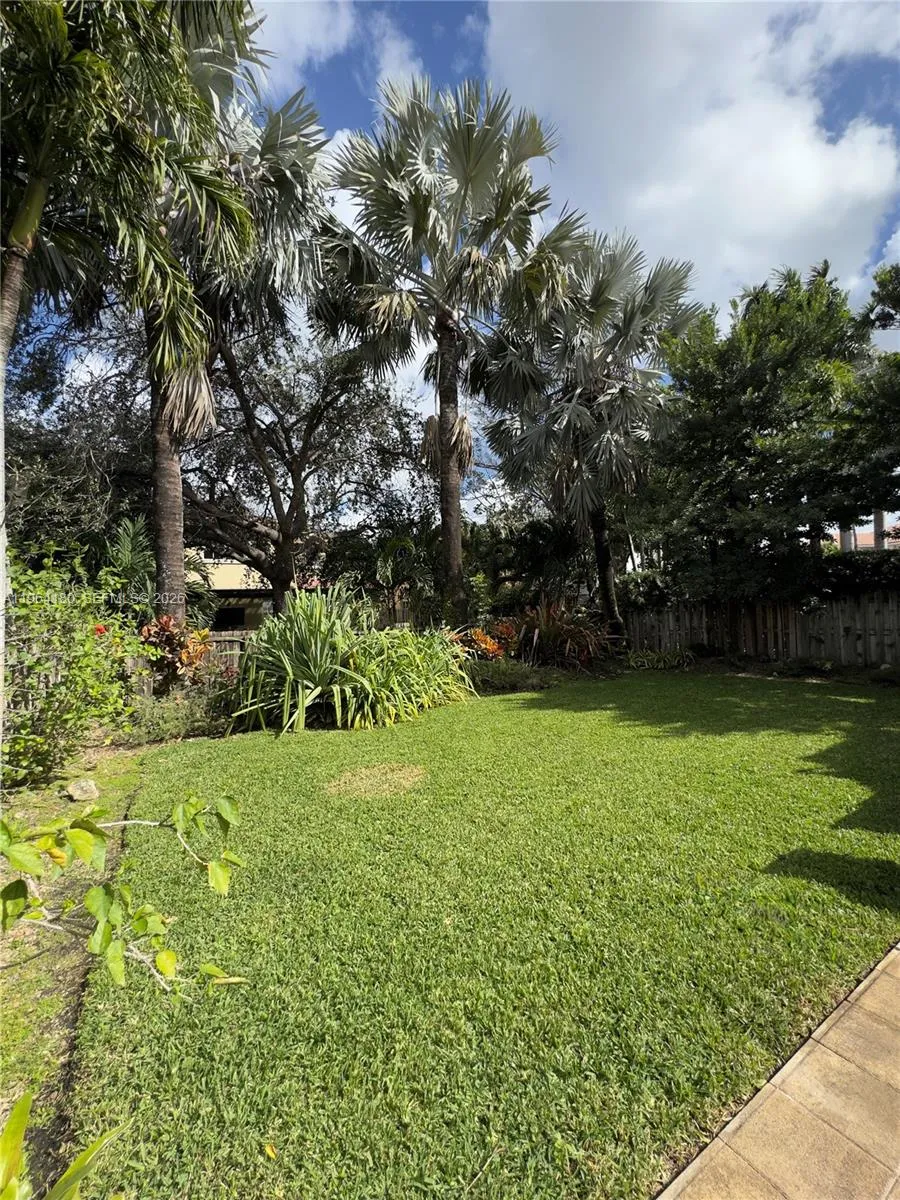 11177 Nw 79th Ln, Doral, Florida 33178, Doral, Florida 33178, 4 Bedrooms Bedrooms, ,3 BathroomsBathrooms,Residential Lease,For Rent,11177 Nw 79th Ln, Doral, Florida 33178,A11964180