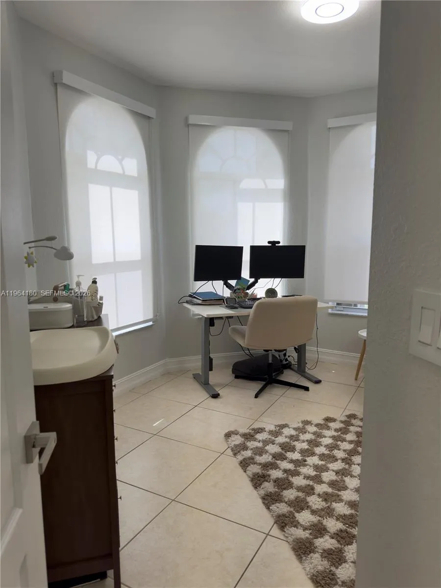 11177 Nw 79th Ln, Doral, Florida 33178, Doral, Florida 33178, 4 Bedrooms Bedrooms, ,3 BathroomsBathrooms,Residential Lease,For Rent,11177 Nw 79th Ln, Doral, Florida 33178,A11964180