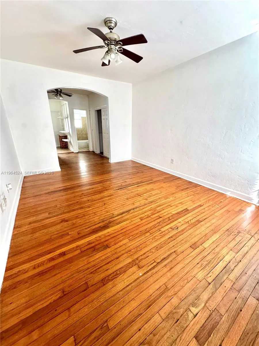 1561 Lenox Ave 6, Miami Beach, Florida 33139, Miami Beach, Florida 33139, ,1 BathroomBathrooms,Residential,For Sale,1561 Lenox Ave 6, Miami Beach, Florida 33139,A11964524