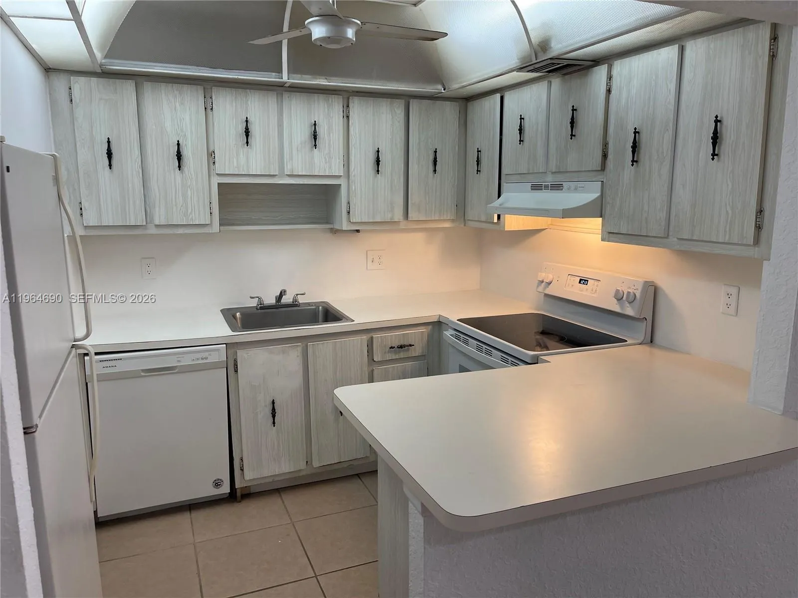 2017 Nw 46th Ave A308, Lauderhill, Florida 33313, Lauderhill, Florida 33313, 1 Bedroom Bedrooms, ,1 BathroomBathrooms,Residential Lease,For Rent,2017 Nw 46th Ave A308, Lauderhill, Florida 33313,A11964690
