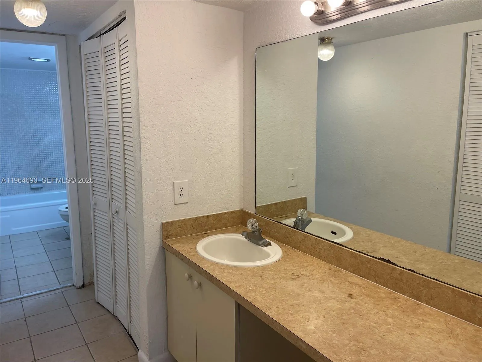 2017 Nw 46th Ave A308, Lauderhill, Florida 33313, Lauderhill, Florida 33313, 1 Bedroom Bedrooms, ,1 BathroomBathrooms,Residential Lease,For Rent,2017 Nw 46th Ave A308, Lauderhill, Florida 33313,A11964690