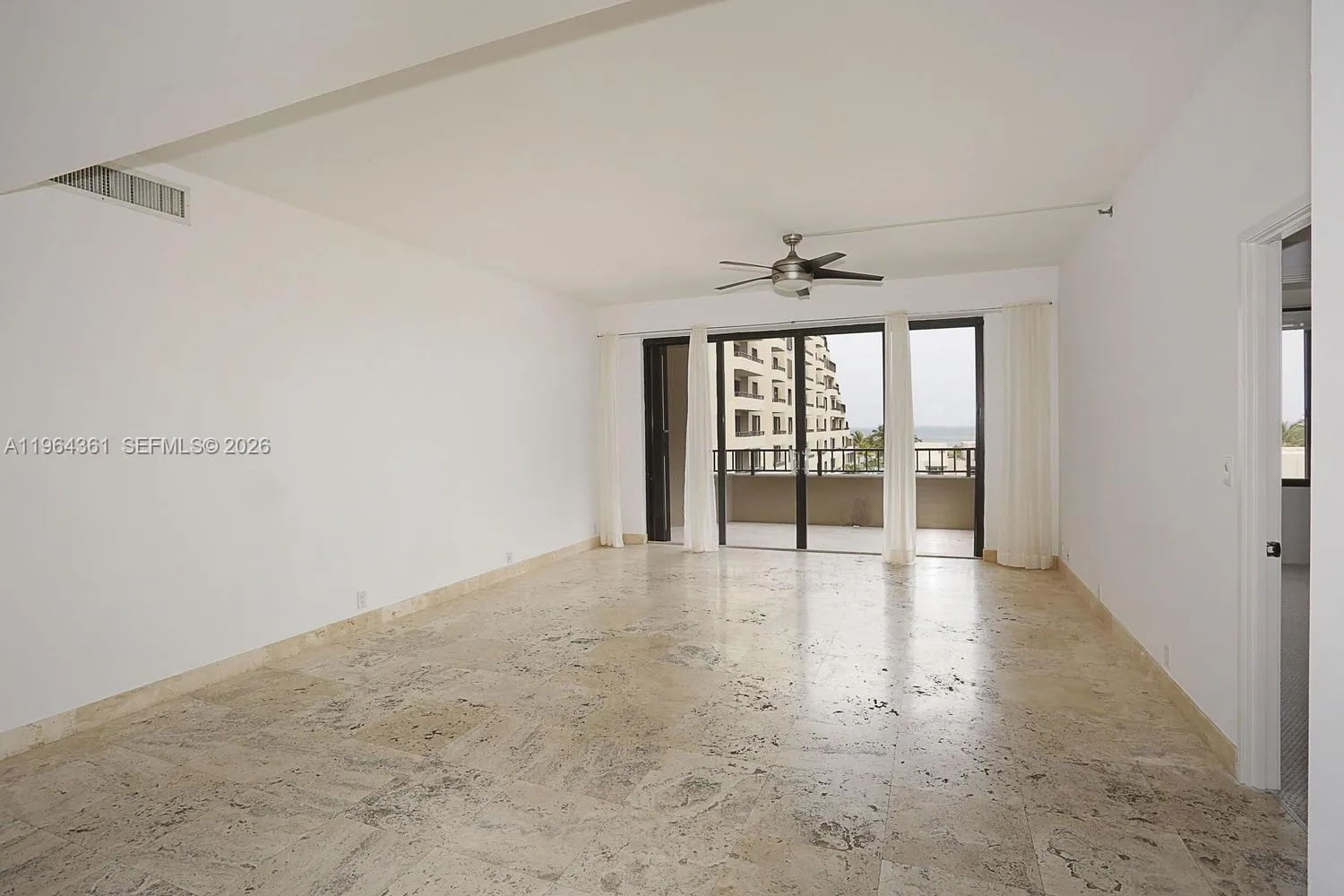 201 Crandon Blvd 507, Key Biscayne, Florida 33149, Key Biscayne, Florida 33149, 3 Bedrooms Bedrooms, ,2 BathroomsBathrooms,Residential Lease,For Rent,201 Crandon Blvd 507, Key Biscayne, Florida 33149,A11964361