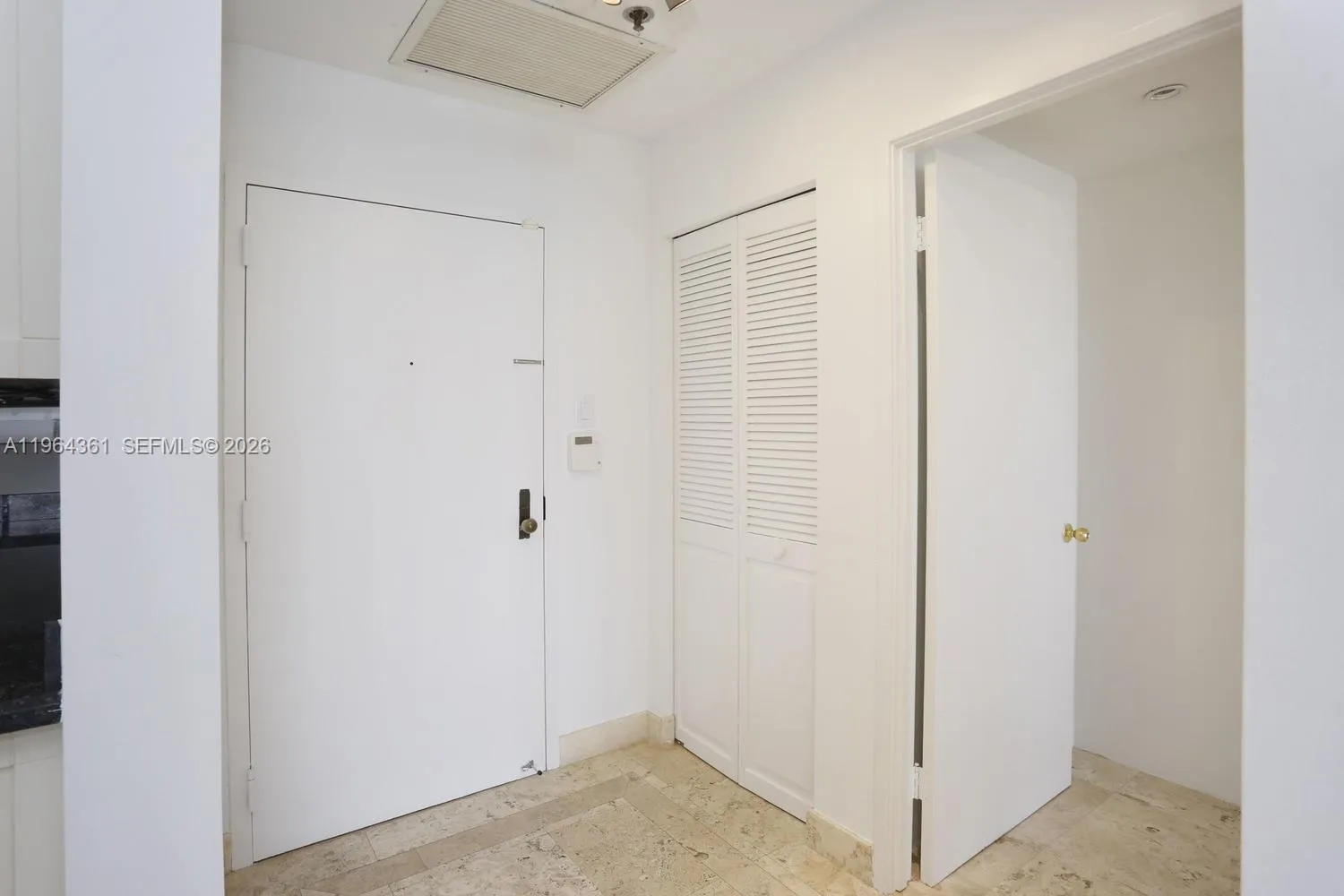 201 Crandon Blvd 507, Key Biscayne, Florida 33149, Key Biscayne, Florida 33149, 3 Bedrooms Bedrooms, ,2 BathroomsBathrooms,Residential Lease,For Rent,201 Crandon Blvd 507, Key Biscayne, Florida 33149,A11964361