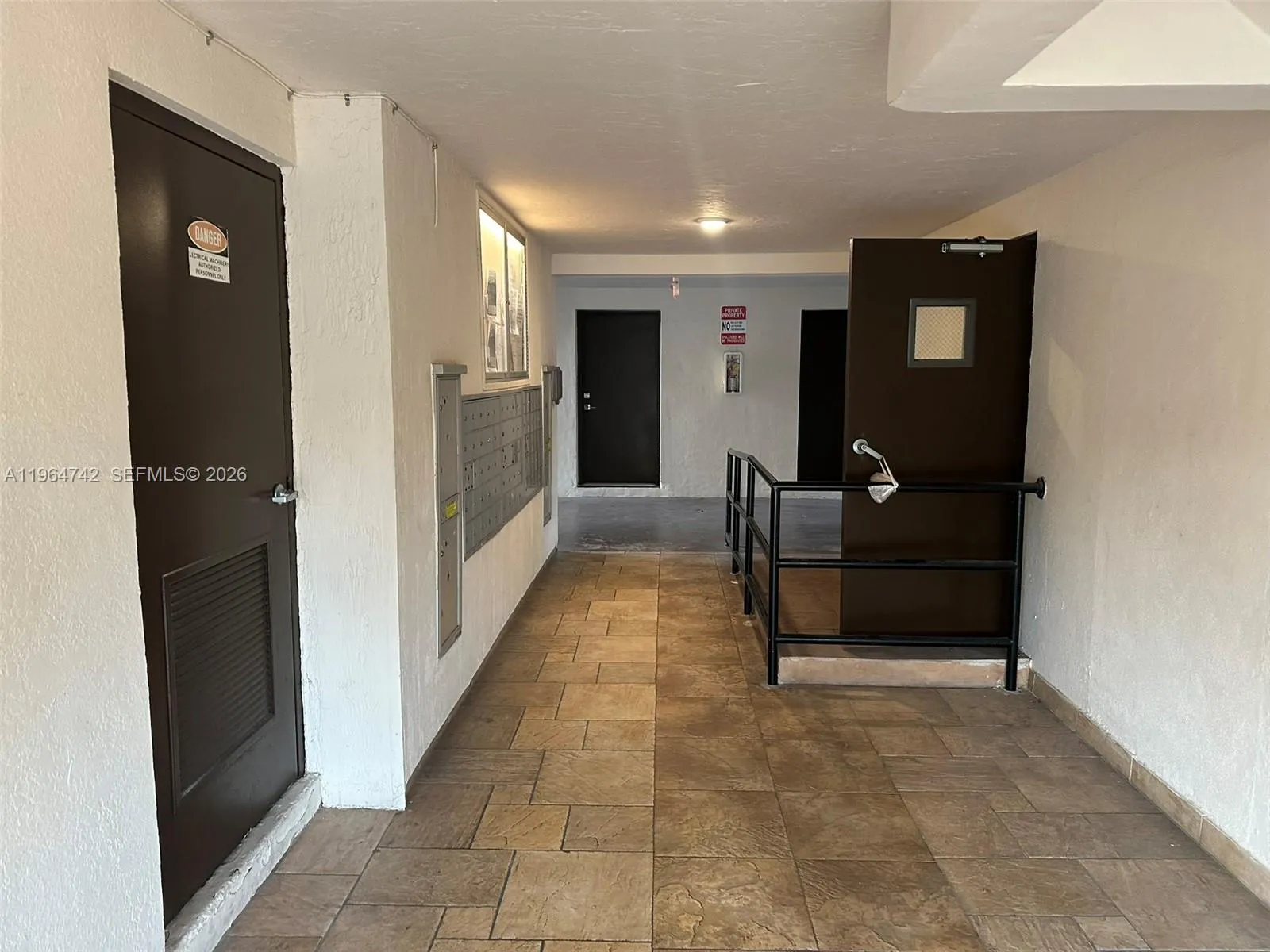 8475 Sw 94th St 228e, Miami, Florida 33156, Miami, Florida 33156, 1 Bedroom Bedrooms, ,1 BathroomBathrooms,Residential Lease,For Rent,8475 Sw 94th St 228e, Miami, Florida 33156,A11964742