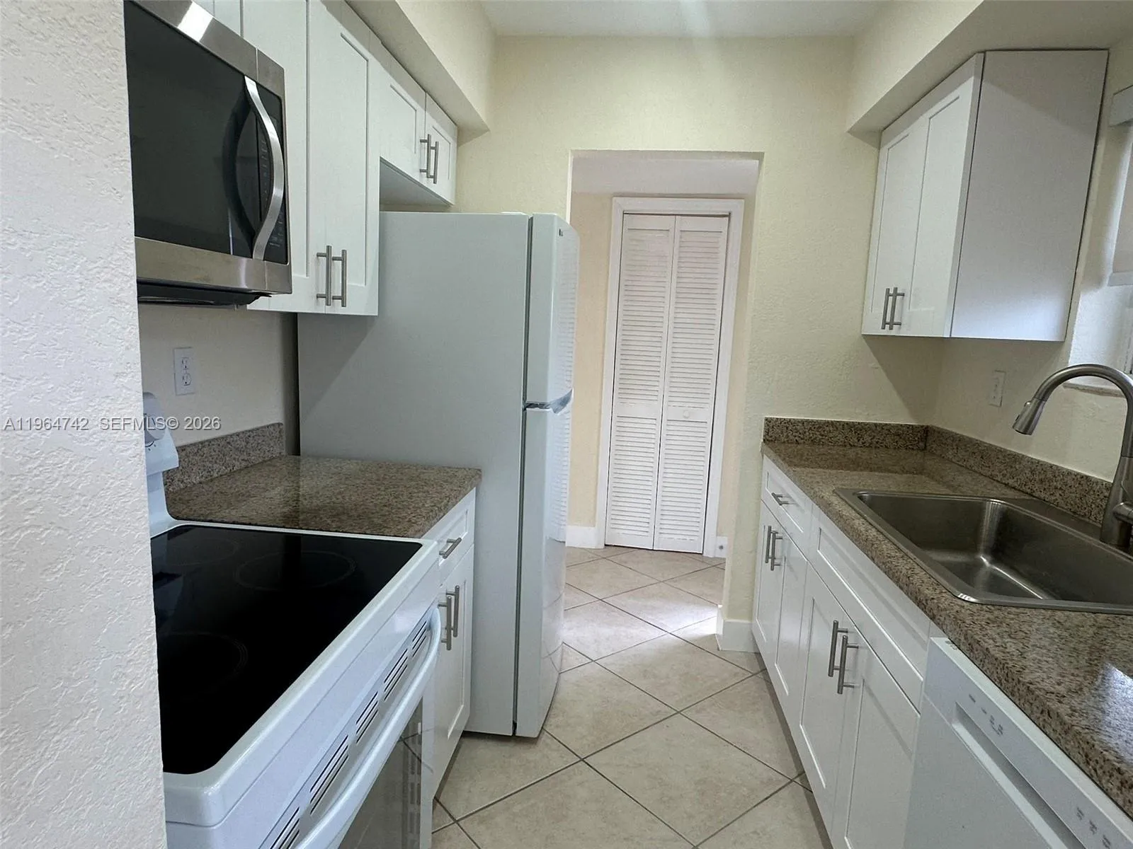 8475 Sw 94th St 228e, Miami, Florida 33156, Miami, Florida 33156, 1 Bedroom Bedrooms, ,1 BathroomBathrooms,Residential Lease,For Rent,8475 Sw 94th St 228e, Miami, Florida 33156,A11964742