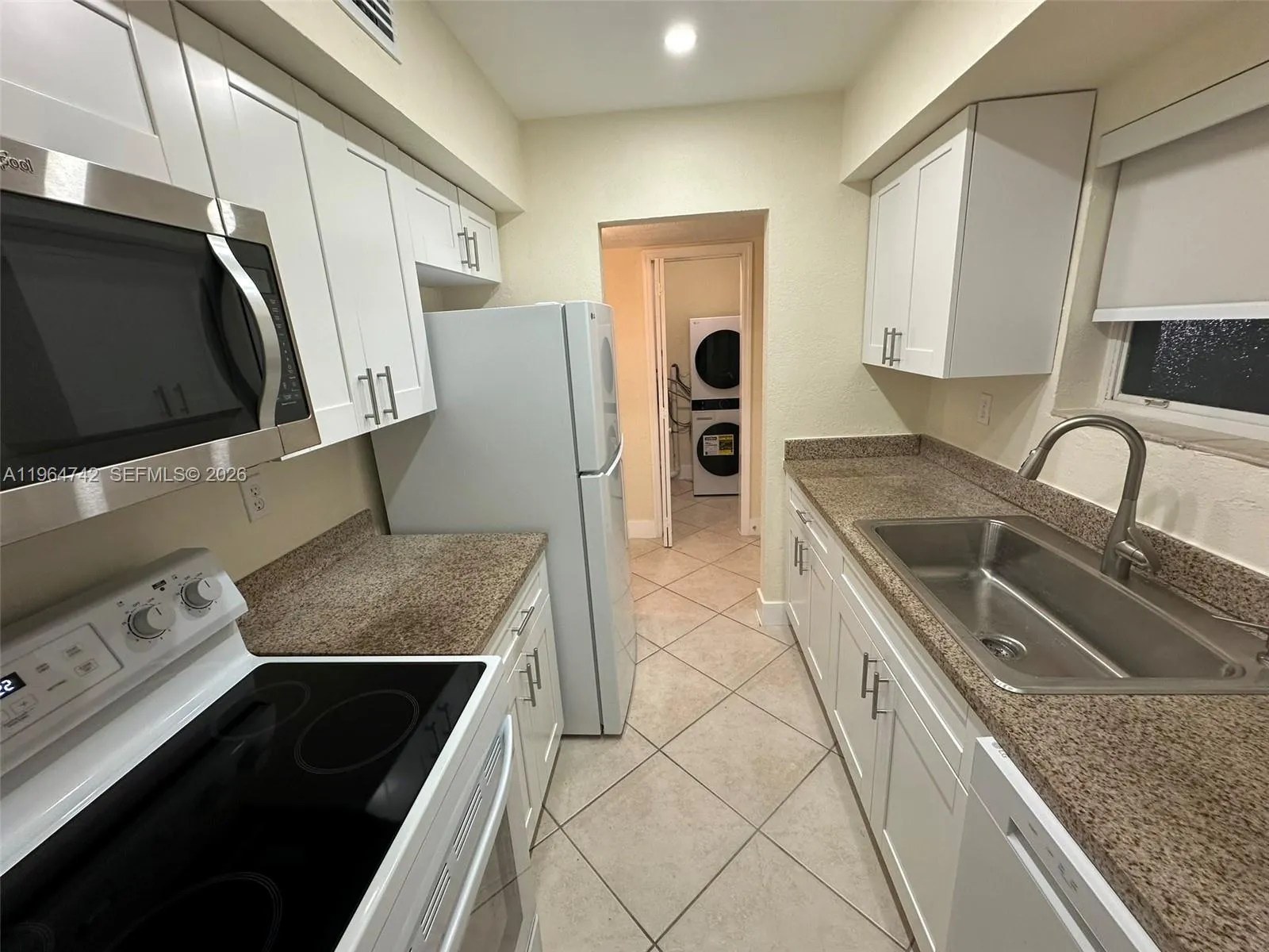 8475 Sw 94th St 228e, Miami, Florida 33156, Miami, Florida 33156, 1 Bedroom Bedrooms, ,1 BathroomBathrooms,Residential Lease,For Rent,8475 Sw 94th St 228e, Miami, Florida 33156,A11964742