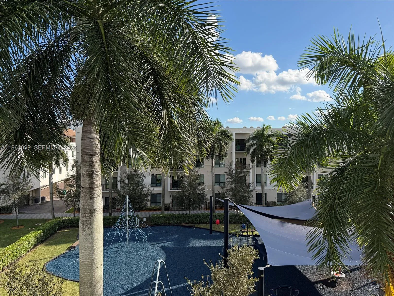 4640 Nw 84th Ave 47, Doral, Florida 33166, Doral, Florida 33166, 3 Bedrooms Bedrooms, ,2 BathroomsBathrooms,Residential Lease,For Rent,4640 Nw 84th Ave 47, Doral, Florida 33166,A11963099