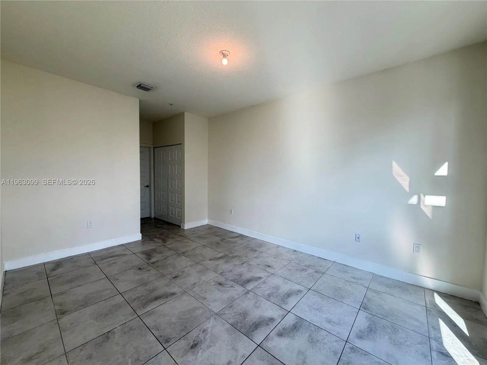 4640 Nw 84th Ave 47, Doral, Florida 33166, Doral, Florida 33166, 3 Bedrooms Bedrooms, ,2 BathroomsBathrooms,Residential Lease,For Rent,4640 Nw 84th Ave 47, Doral, Florida 33166,A11963099