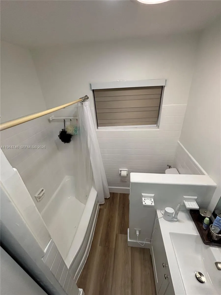 225 Pocatella St, Miami Springs, Florida 33166, Miami Springs, Florida 33166, 3 Bedrooms Bedrooms, ,1 BathroomBathrooms,Residential Lease,For Rent,225 Pocatella St, Miami Springs, Florida 33166,A11964746