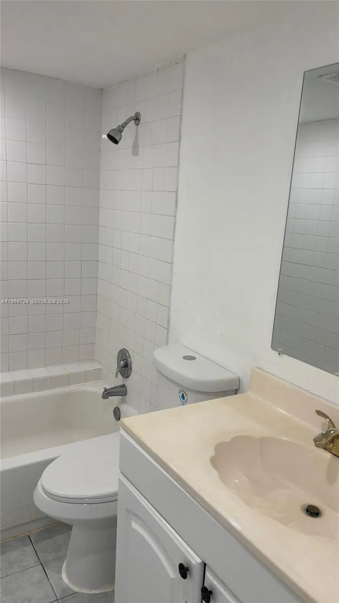 4200 Nw 3rd Ct 111, Plantation, Florida 33317, Plantation, Florida 33317, 2 Bedrooms Bedrooms, ,1 BathroomBathrooms,Residential Lease,For Rent,4200 Nw 3rd Ct 111, Plantation, Florida 33317,A11964724