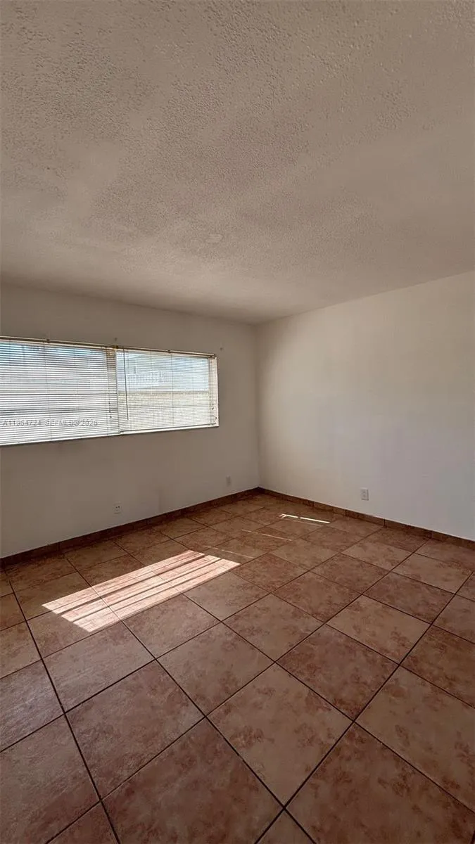 4200 Nw 3rd Ct 111, Plantation, Florida 33317, Plantation, Florida 33317, 2 Bedrooms Bedrooms, ,1 BathroomBathrooms,Residential Lease,For Rent,4200 Nw 3rd Ct 111, Plantation, Florida 33317,A11964724