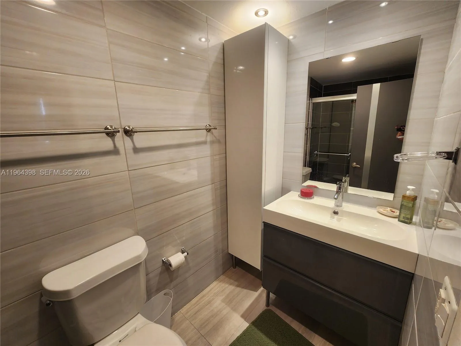 1825 S Ocean Dr Ph 9, Hallandale Beach, Florida 33, Hallandale Beach, Florida 33009, 2 Bedrooms Bedrooms, ,2 BathroomsBathrooms,Residential,For Sale,1825 S Ocean Dr Ph 9, Hallandale Beach, Florida 33,A11964398