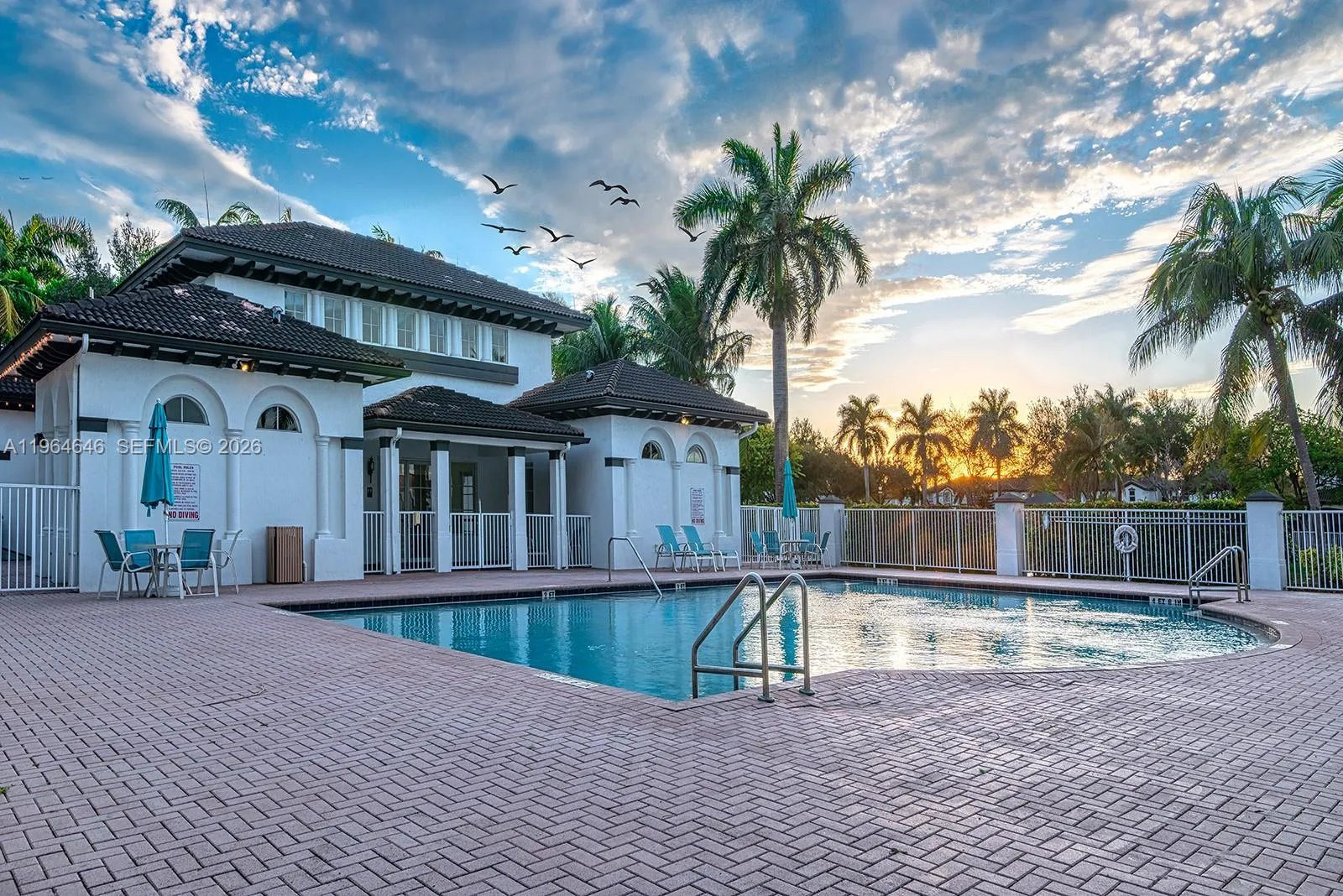 Doral, Florida 33178, 3 Bedrooms Bedrooms, ,2 BathroomsBathrooms,Residential,For Sale,A11964646