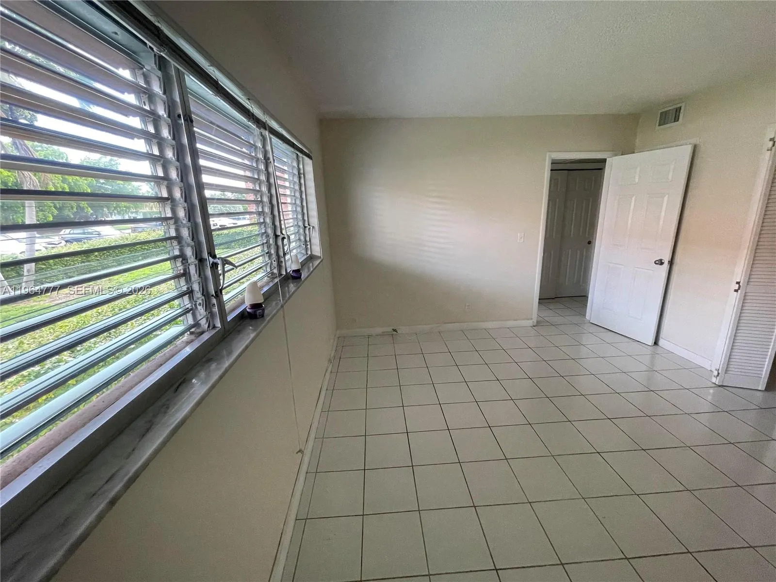 1450 Atlantic Shores Blvd 109, Hallandale Beach, F, Hallandale Beach, Florida 33009, 1 Bedroom Bedrooms, ,1 BathroomBathrooms,Residential Lease,For Rent,1450 Atlantic Shores Blvd 109, Hallandale Beach, F,A11964777