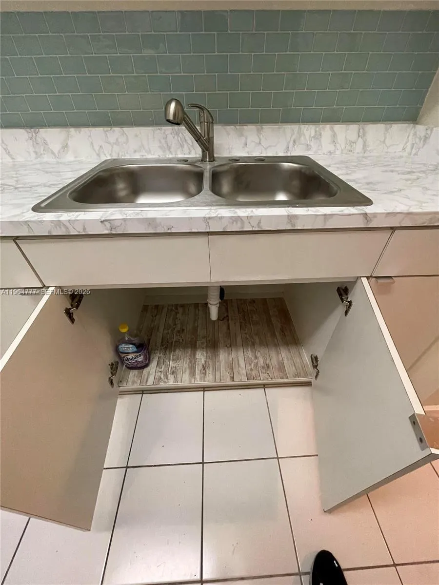 1450 Atlantic Shores Blvd 109, Hallandale Beach, F, Hallandale Beach, Florida 33009, 1 Bedroom Bedrooms, ,1 BathroomBathrooms,Residential Lease,For Rent,1450 Atlantic Shores Blvd 109, Hallandale Beach, F,A11964777