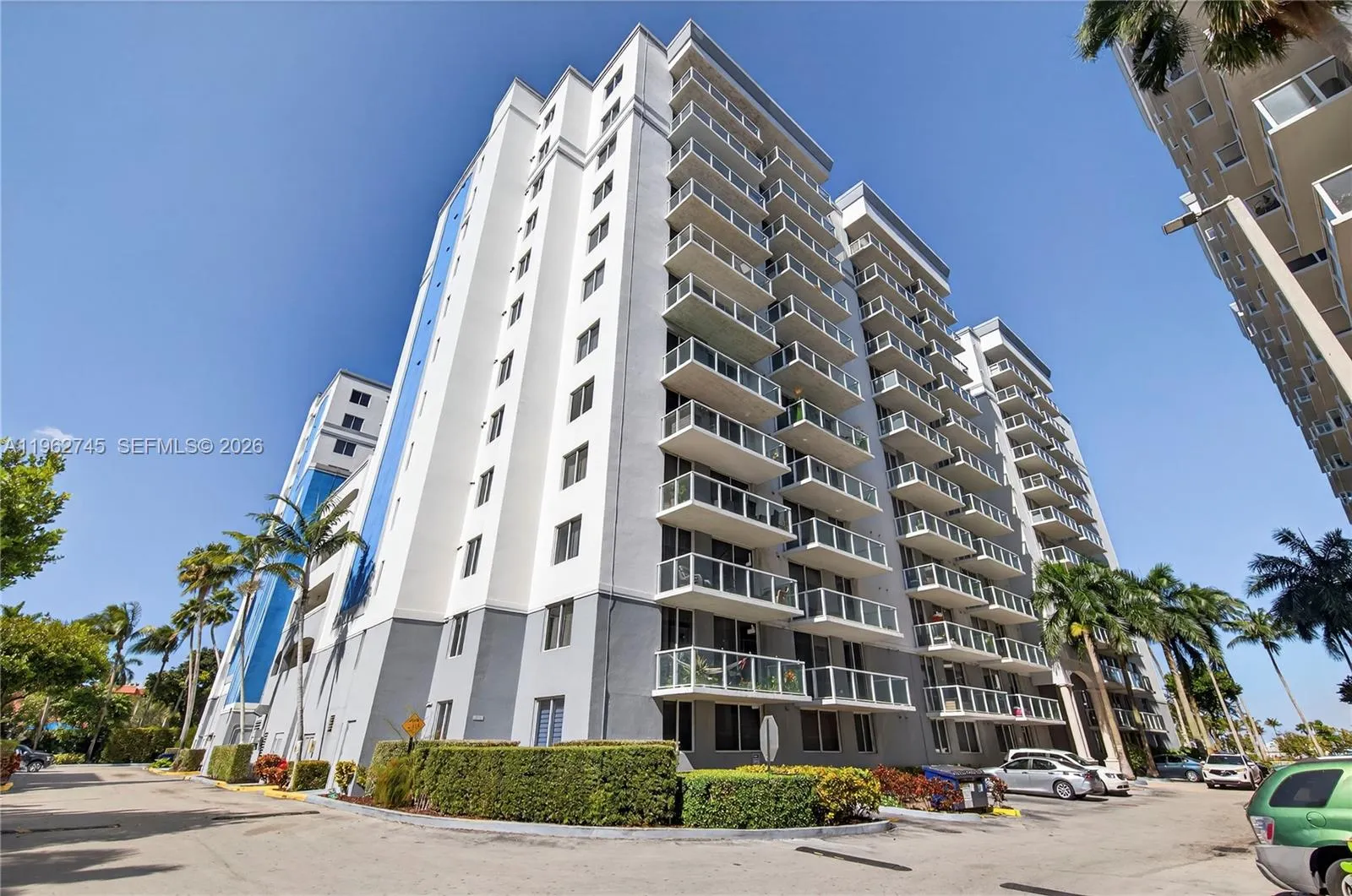 5091 Nw 7th St 703, Miami, Florida 33126, Miami, Florida 33126, 2 Bedrooms Bedrooms, ,1 BathroomBathrooms,Residential Lease,For Rent,5091 Nw 7th St 703, Miami, Florida 33126,A11962745
