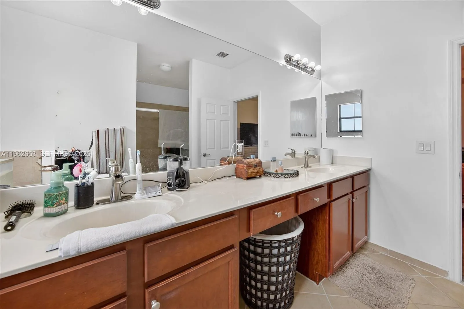 3669 Se 2nd Ct, Homestead, Florida 33033, Homestead, Florida 33033, 4 Bedrooms Bedrooms, ,3 BathroomsBathrooms,Residential,For Sale,3669 Se 2nd Ct, Homestead, Florida 33033,A11962663
