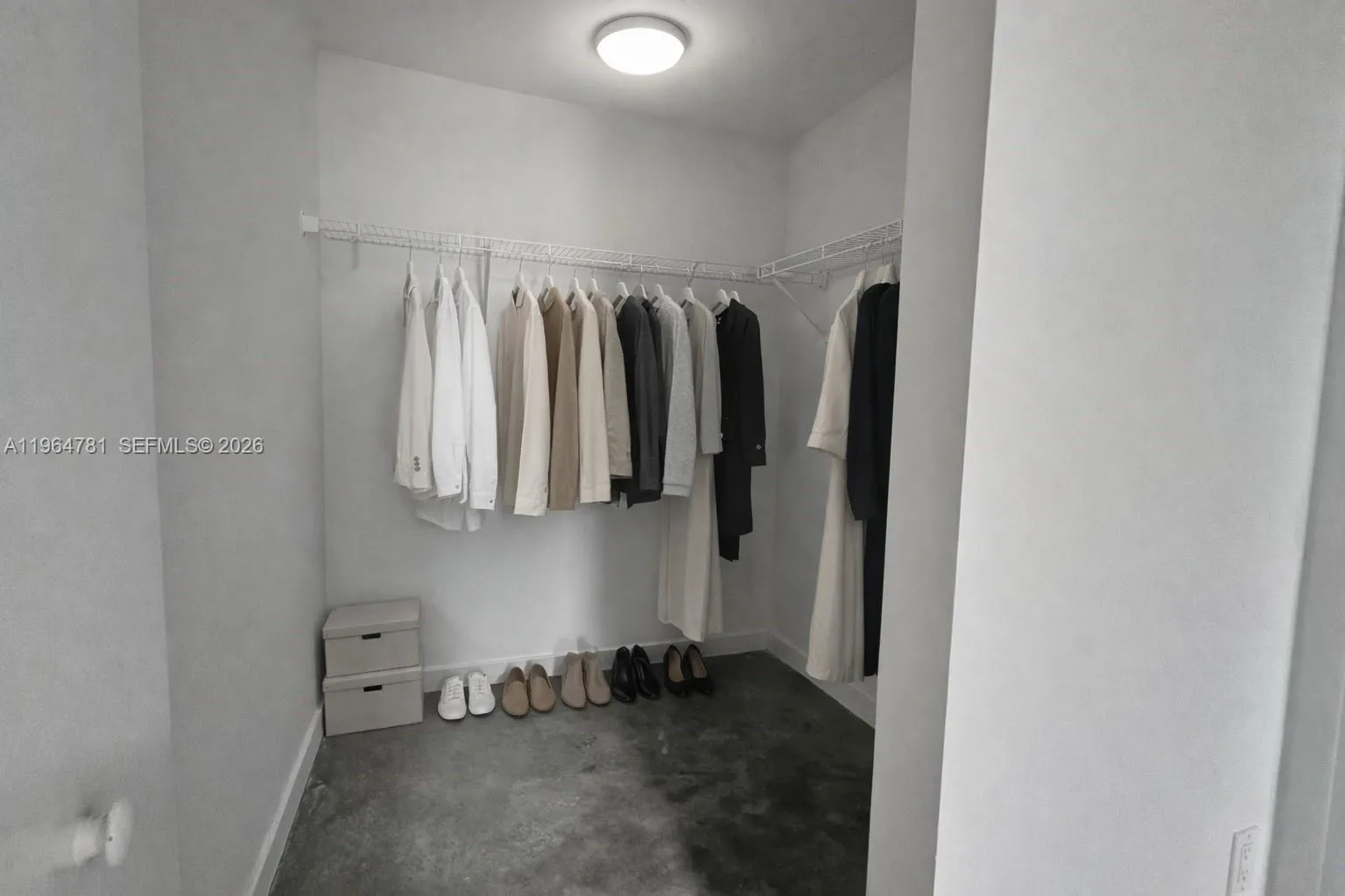 151 Se 1st St 1501, Miami, Florida 33131, Miami, Florida 33131, 2 Bedrooms Bedrooms, ,2 BathroomsBathrooms,Residential,For Sale,151 Se 1st St 1501, Miami, Florida 33131,A11964781