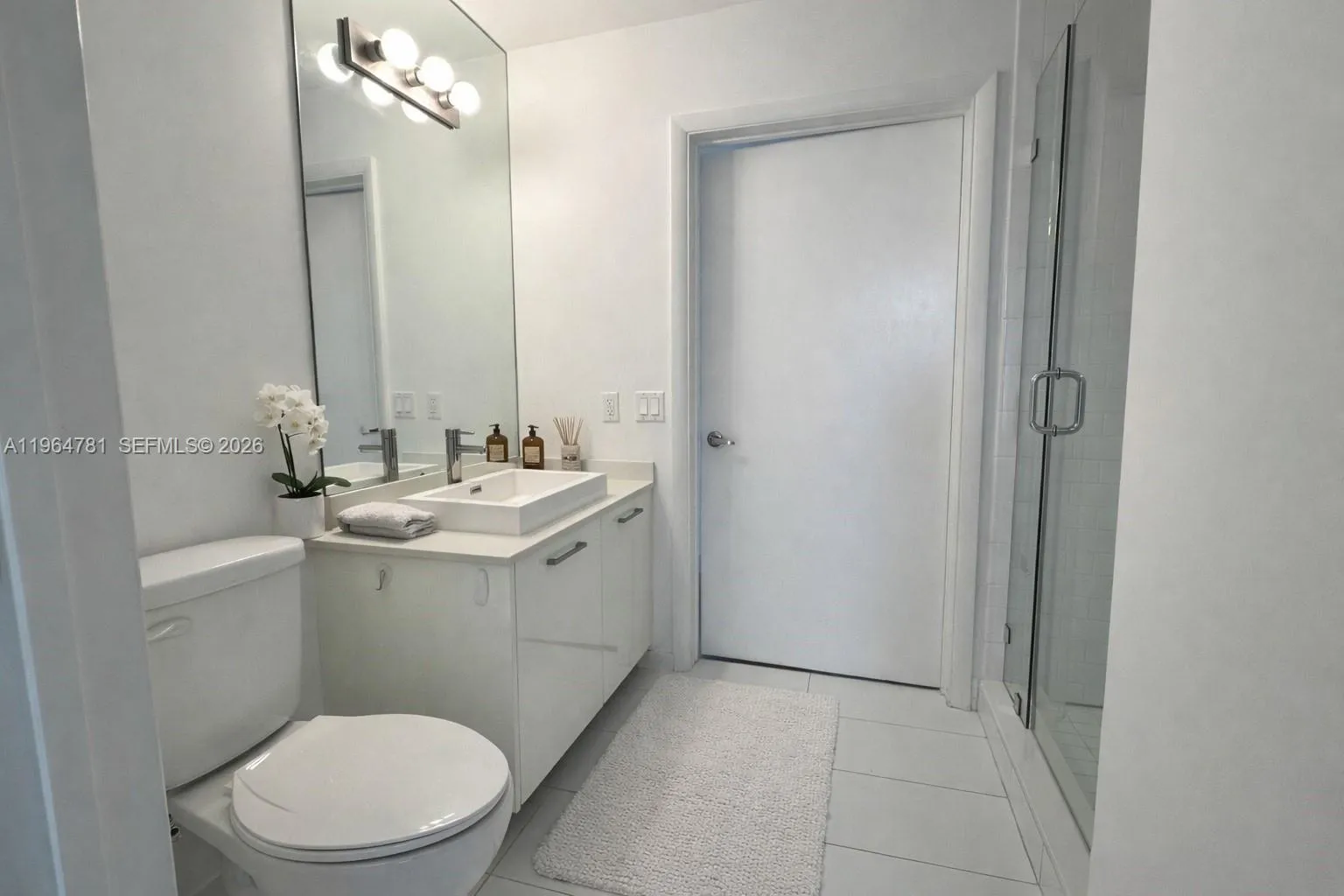 151 Se 1st St 1501, Miami, Florida 33131, Miami, Florida 33131, 2 Bedrooms Bedrooms, ,2 BathroomsBathrooms,Residential,For Sale,151 Se 1st St 1501, Miami, Florida 33131,A11964781