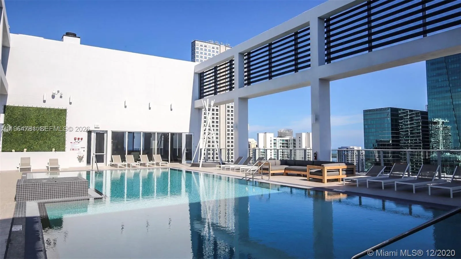 151 Se 1st St 1501, Miami, Florida 33131, Miami, Florida 33131, 2 Bedrooms Bedrooms, ,2 BathroomsBathrooms,Residential,For Sale,151 Se 1st St 1501, Miami, Florida 33131,A11964781