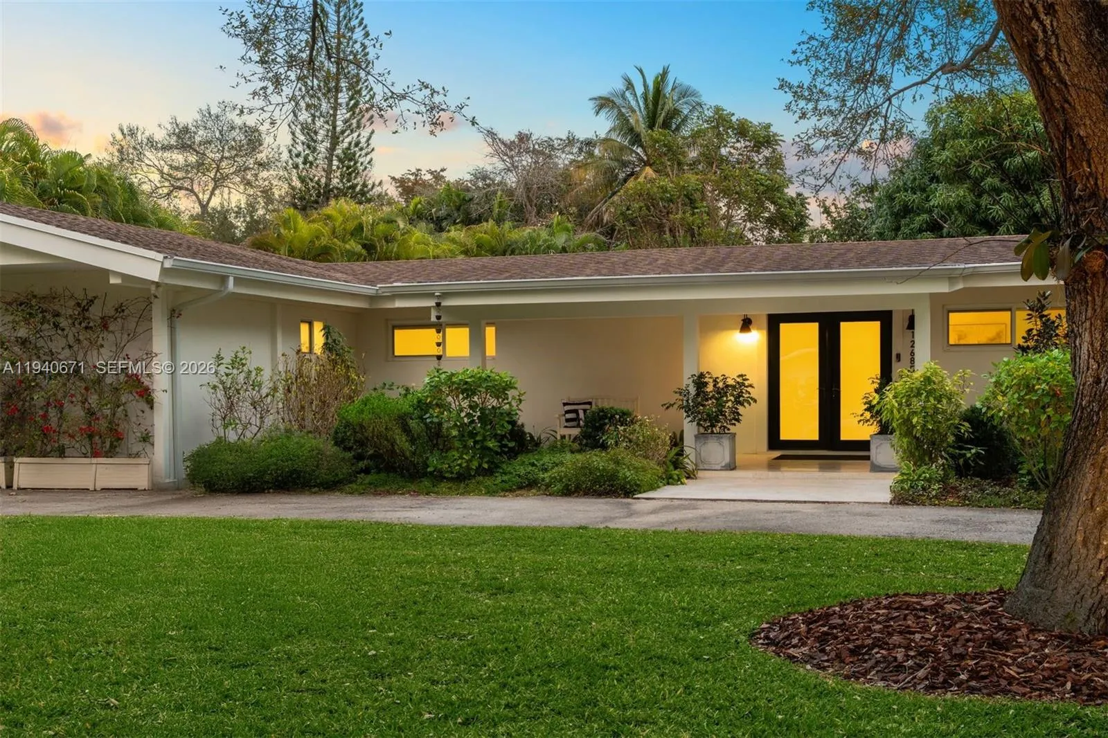 12685 Sw 81st Ave, Pinecrest, Florida 33156, Pinecrest, Florida 33156, 5 Bedrooms Bedrooms, ,3 BathroomsBathrooms,Residential,For Sale,12685 Sw 81st Ave, Pinecrest, Florida 33156,A11940671