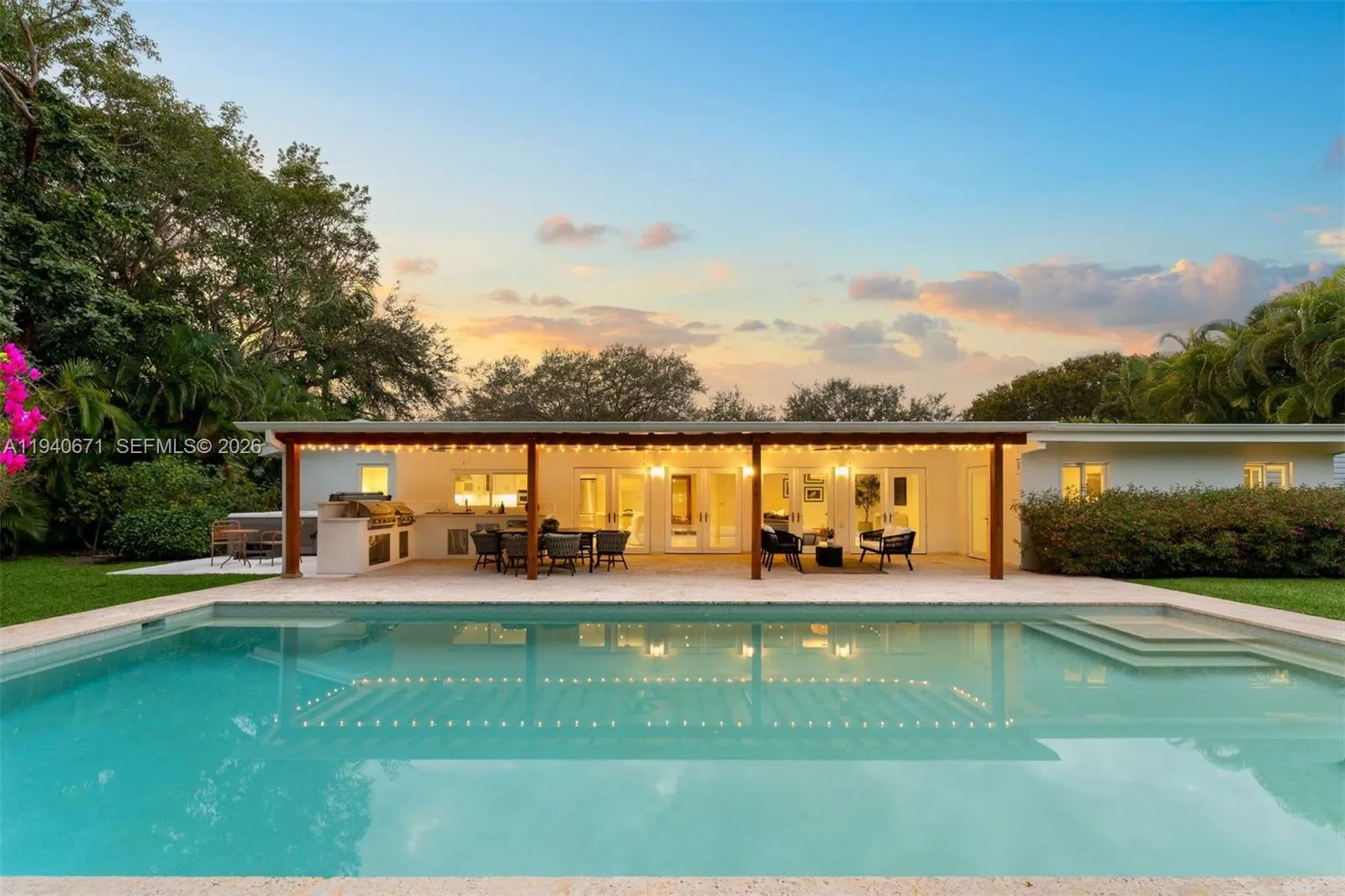 12685 Sw 81st Ave, Pinecrest, Florida 33156, Pinecrest, Florida 33156, 5 Bedrooms Bedrooms, ,3 BathroomsBathrooms,Residential,For Sale,12685 Sw 81st Ave, Pinecrest, Florida 33156,A11940671