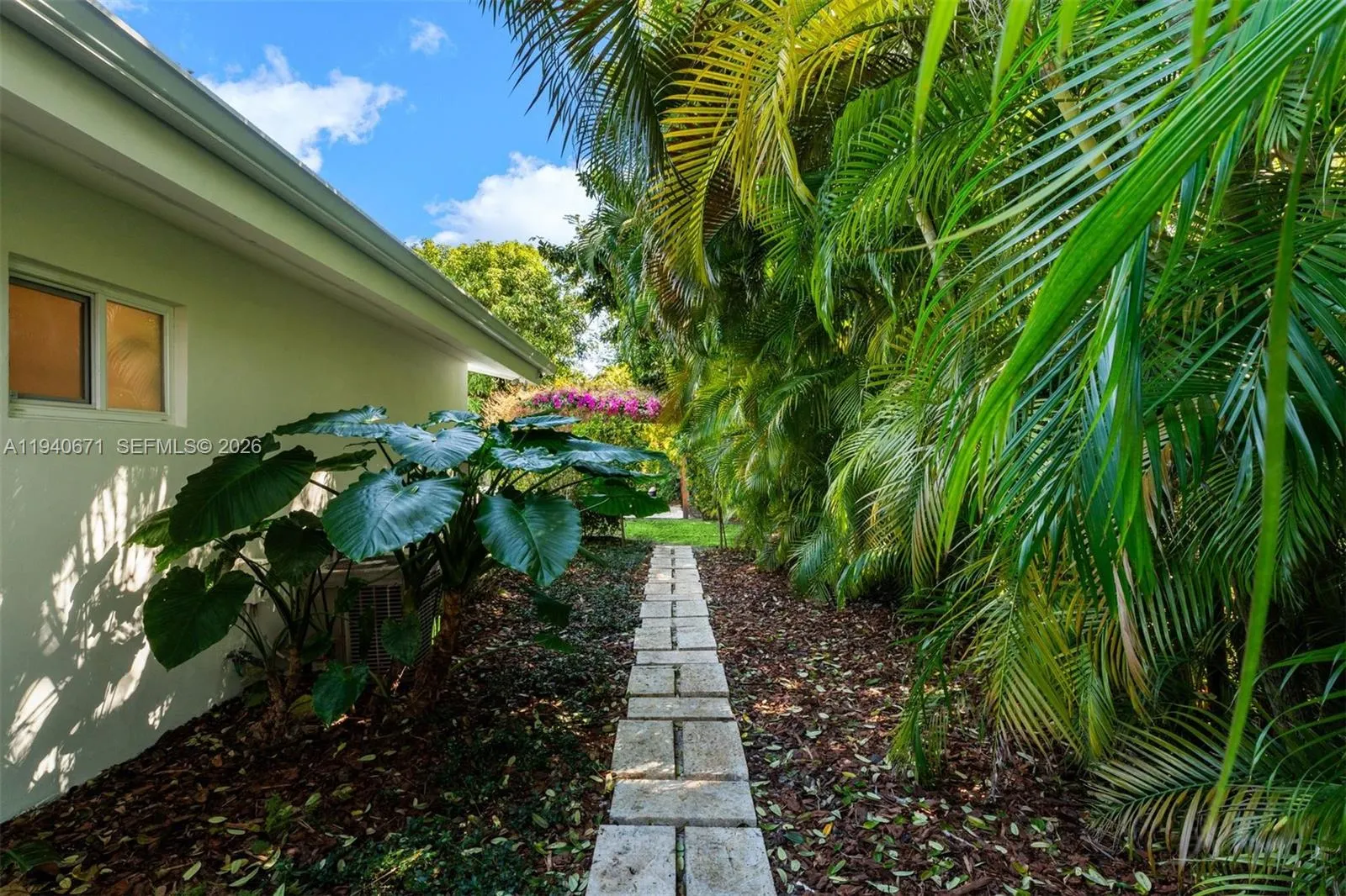 Welcome to your private retreat in Pinecrest