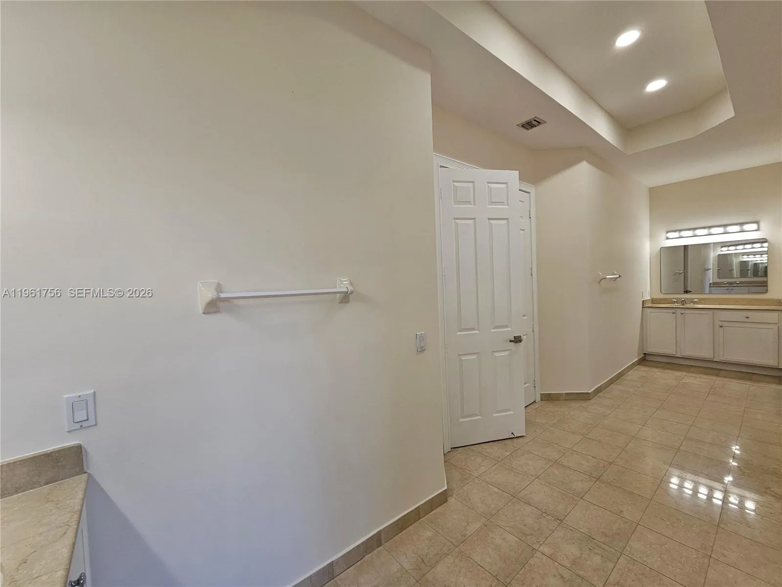 7996 Sw 195th St, Cutler Bay, Florida 33157, Cutler Bay, Florida 33157, 5 Bedrooms Bedrooms, ,4 BathroomsBathrooms,Residential,For Sale,7996 Sw 195th St, Cutler Bay, Florida 33157,A11961756
